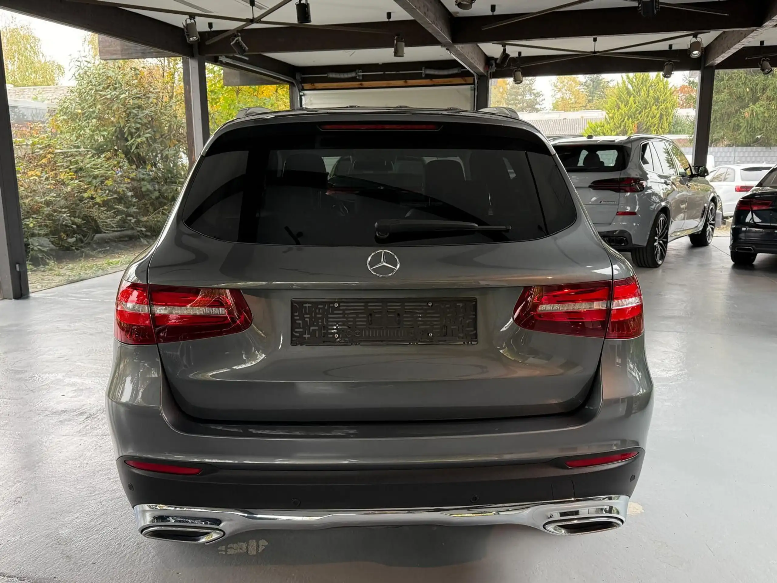 Mercedes-Benz - GLC 250