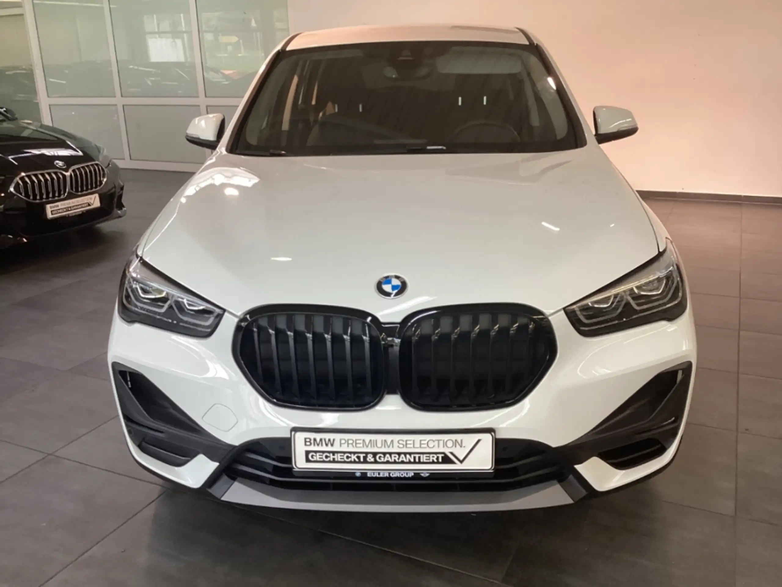 BMW - X1