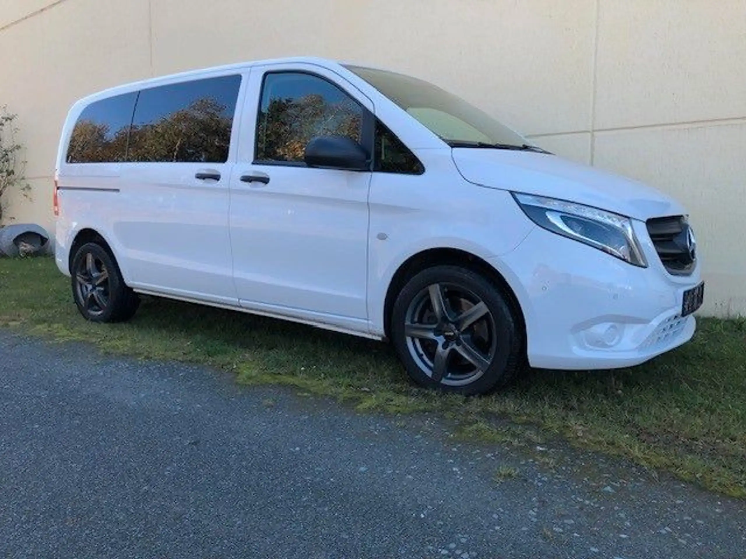 Mercedes-Benz - Vito