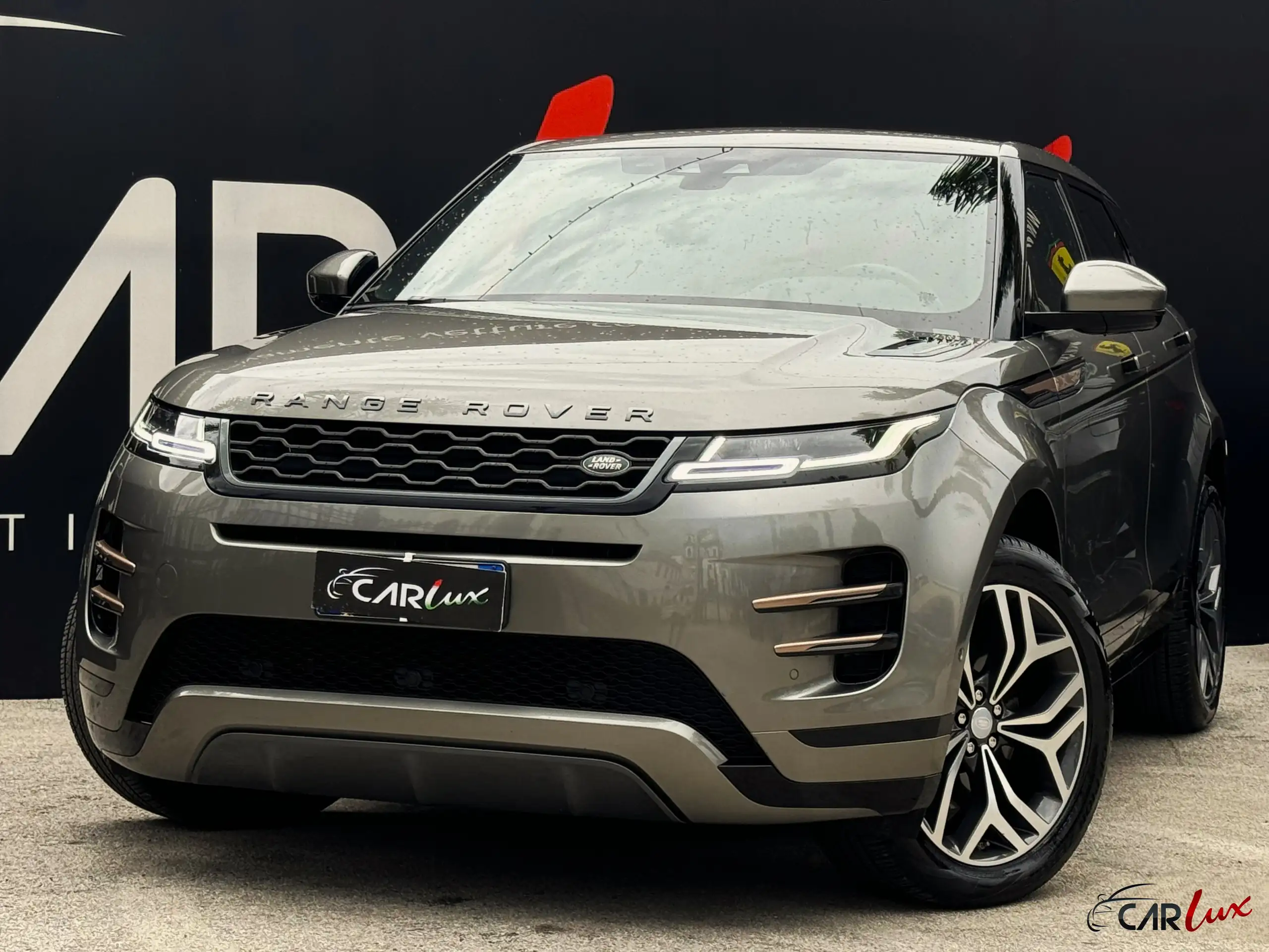 Land Rover - Range Rover Evoque