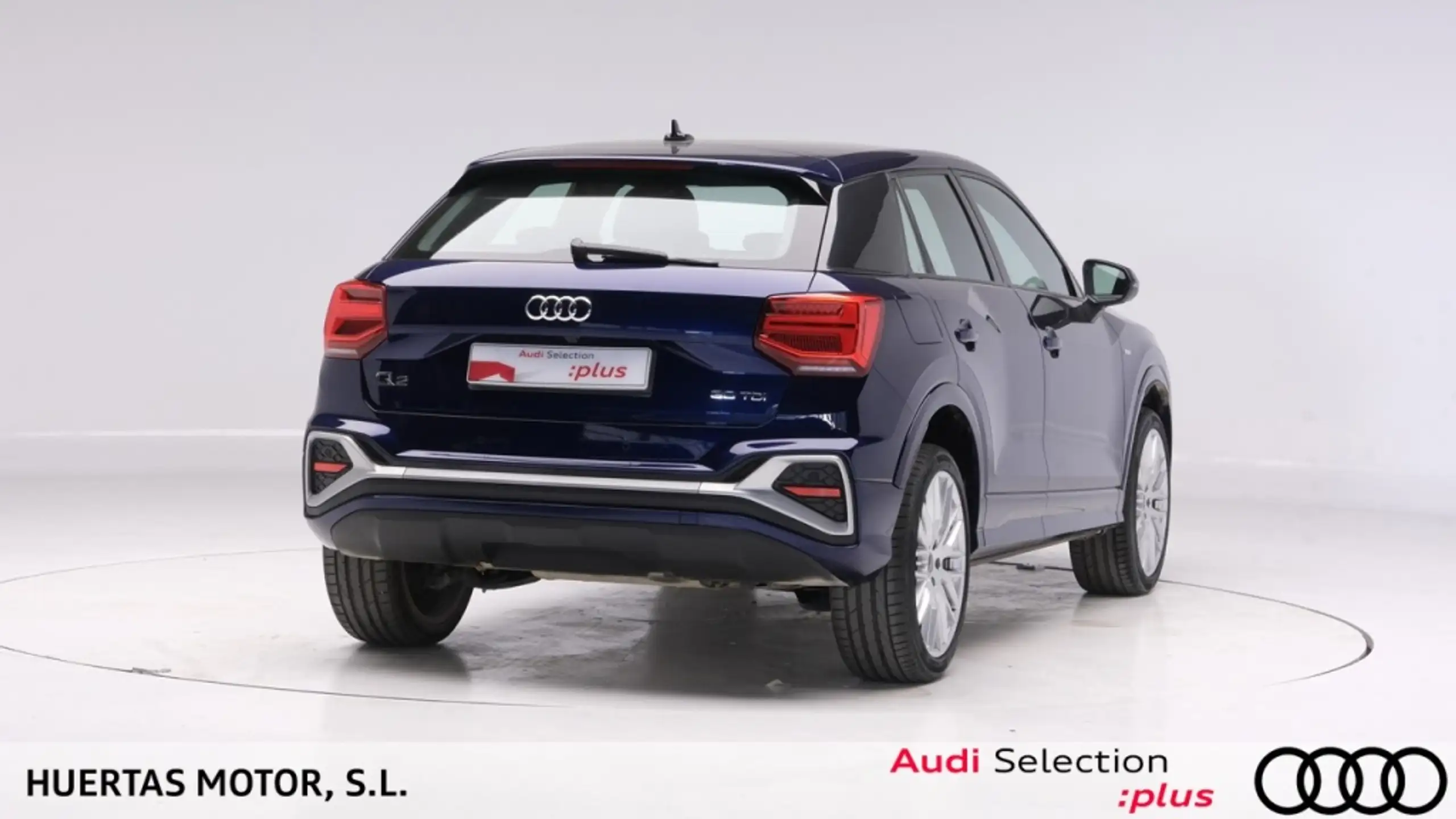 Audi - Q2