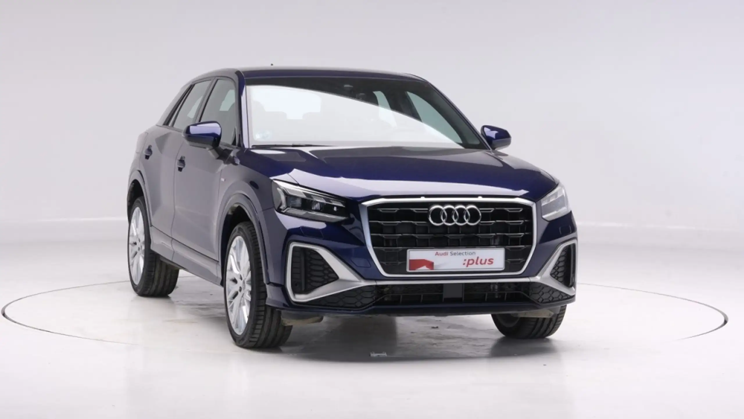 Audi - Q2