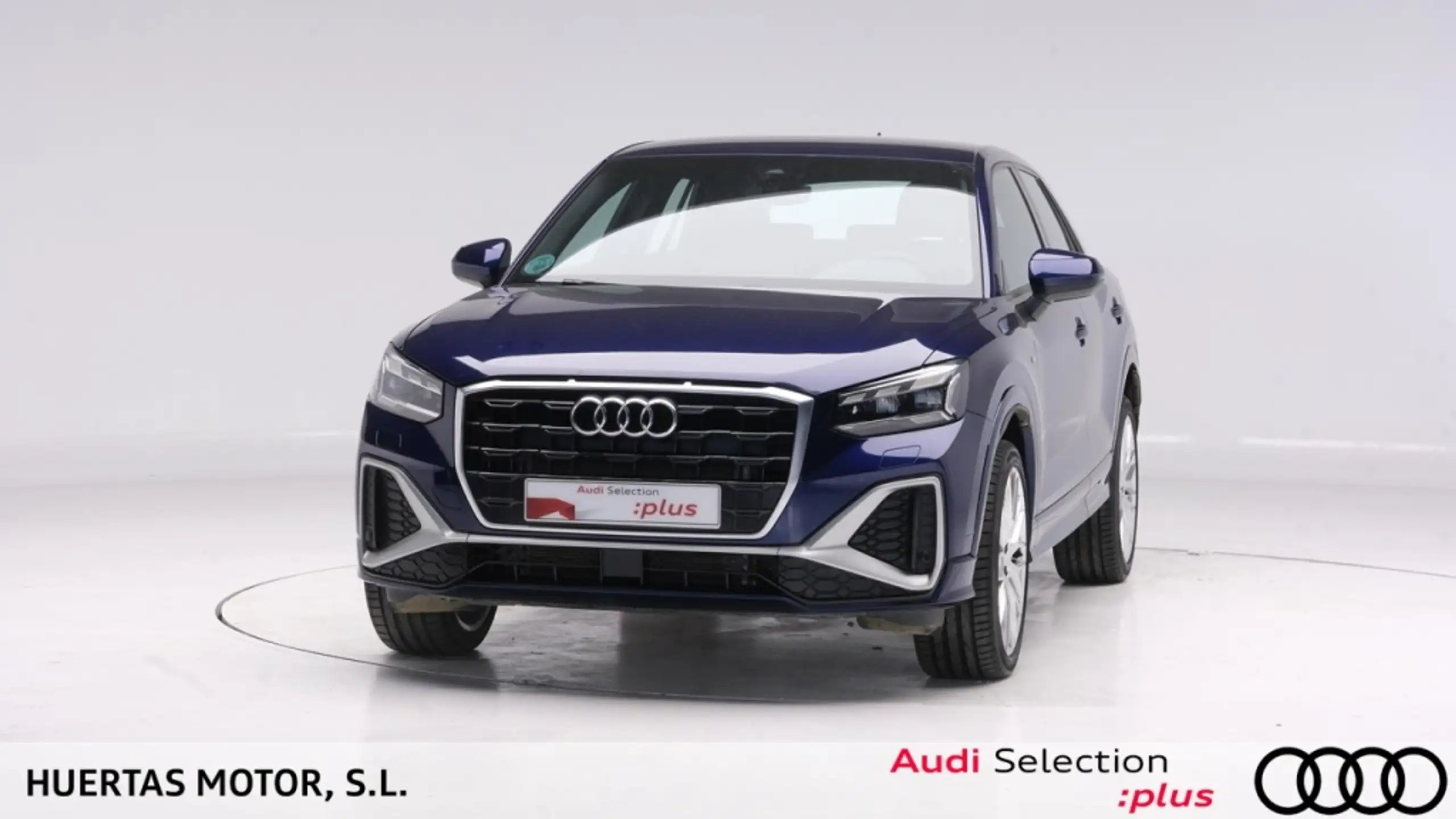 Audi - Q2