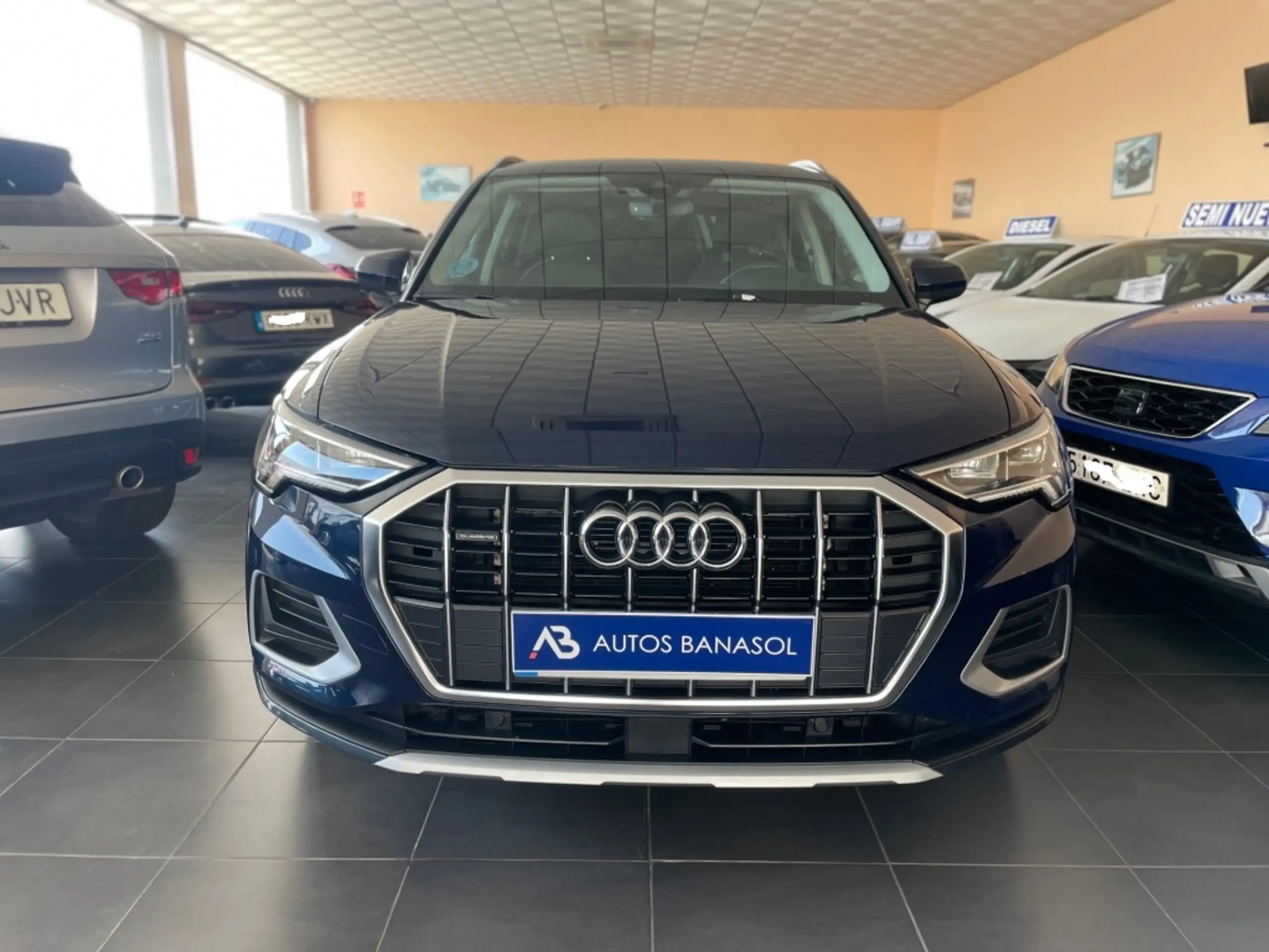 Audi - Q3