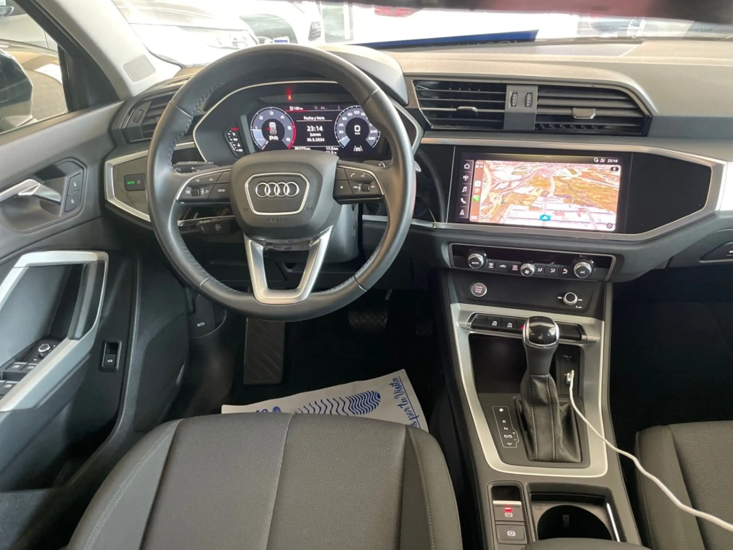 Audi - Q3