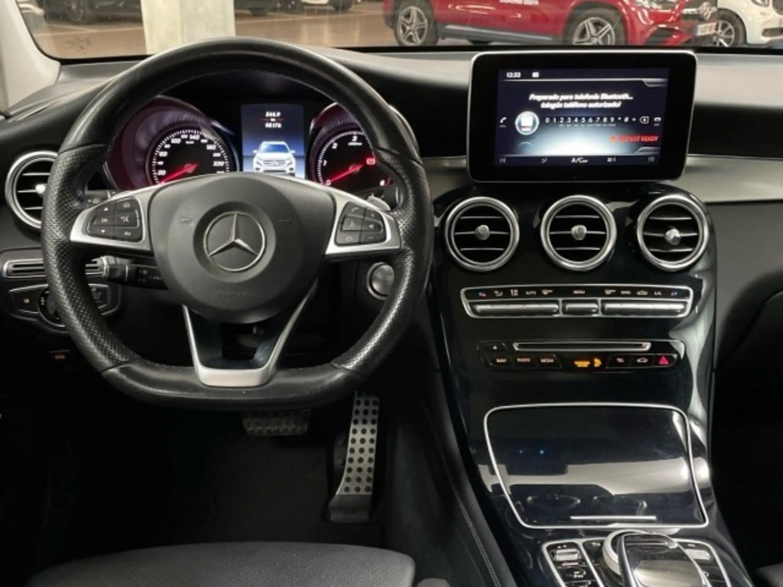 Mercedes-Benz - GLC 250