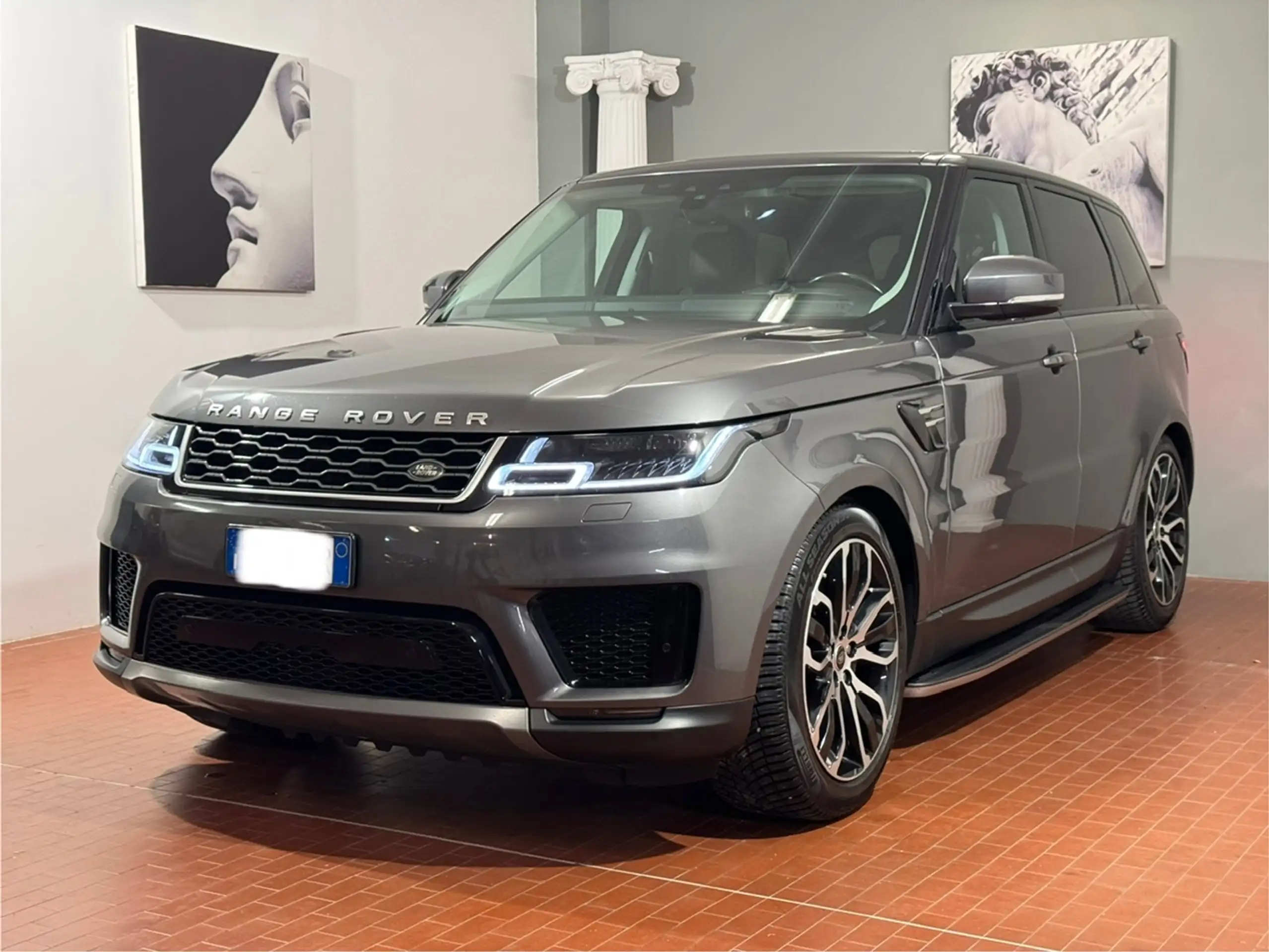 Land Rover - Range Rover Sport