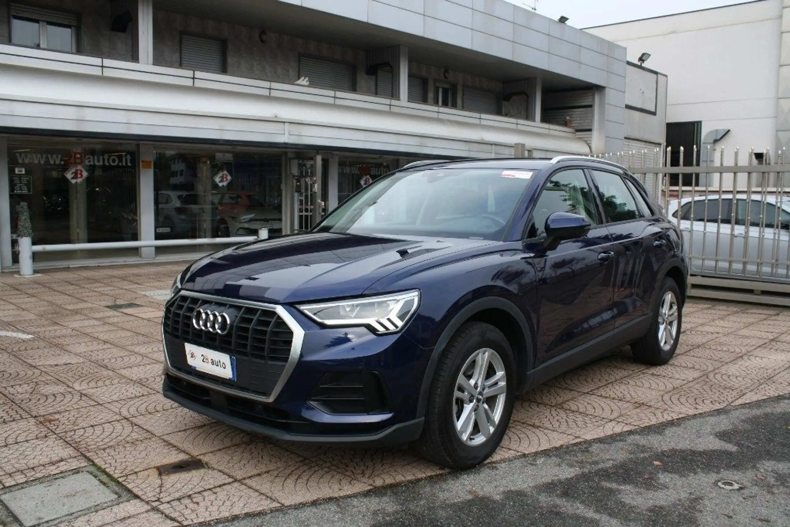 Audi - Q3