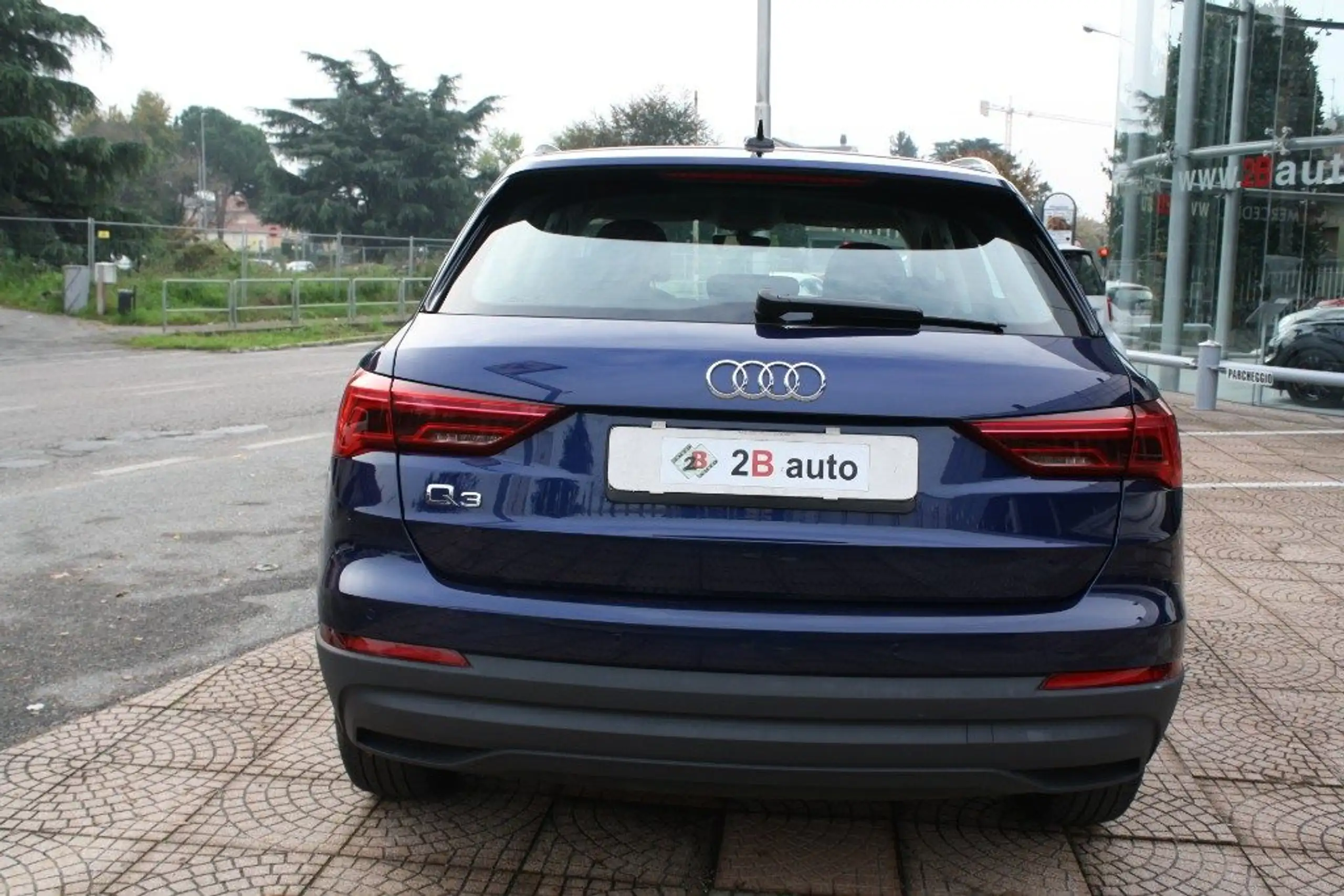 Audi - Q3