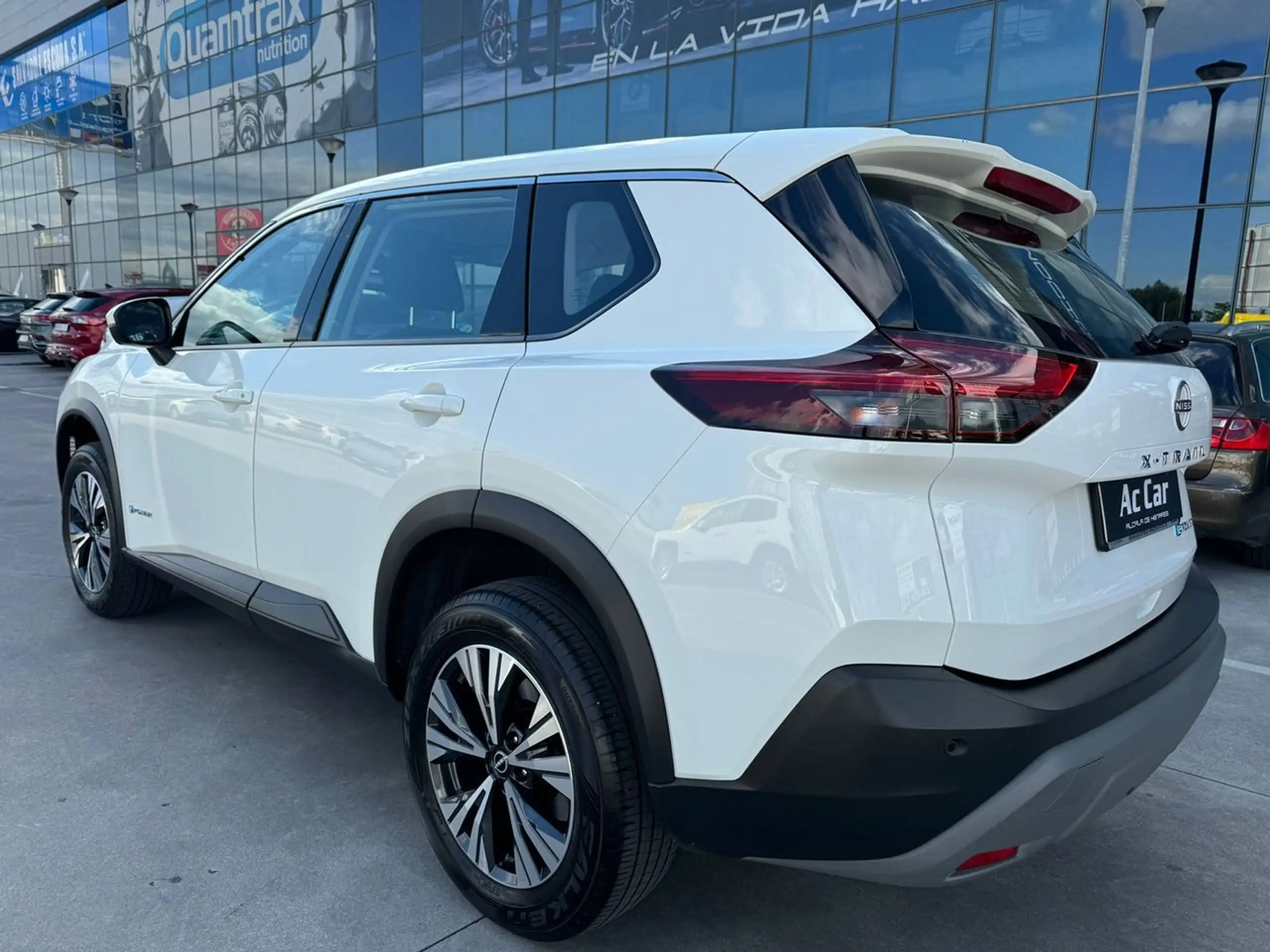 Nissan - X-Trail