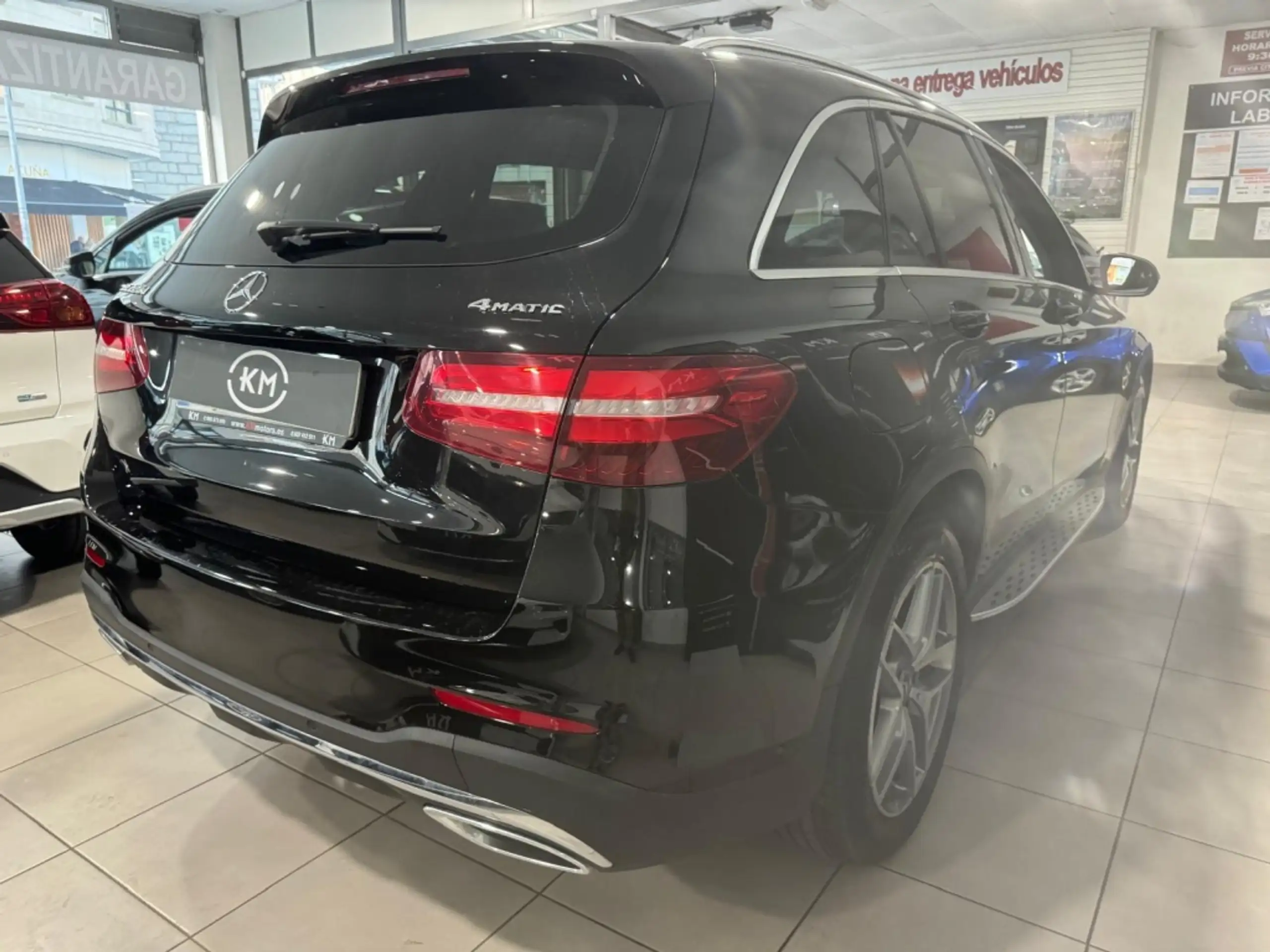 Mercedes-Benz - GLC 220