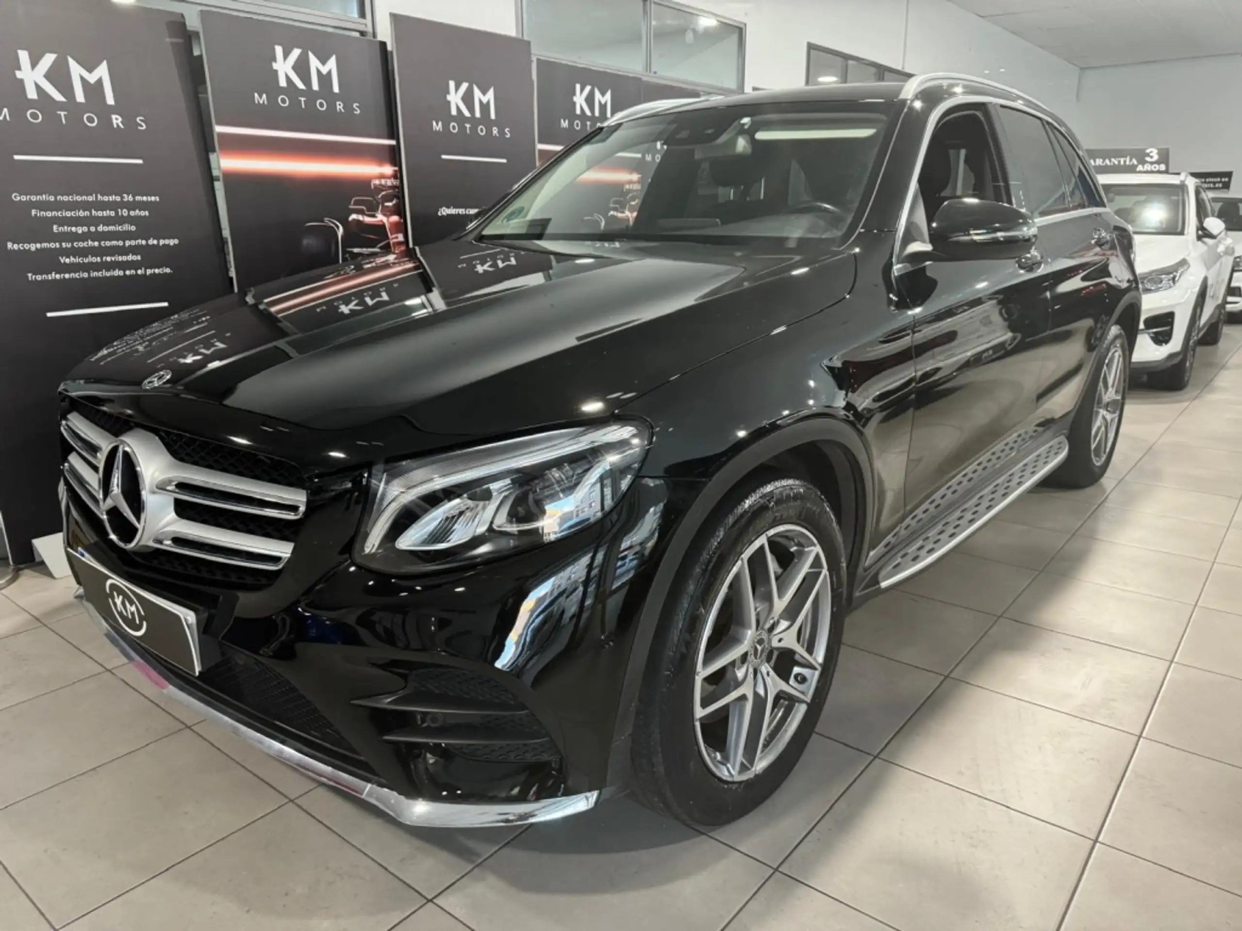 Mercedes-Benz - GLC 220