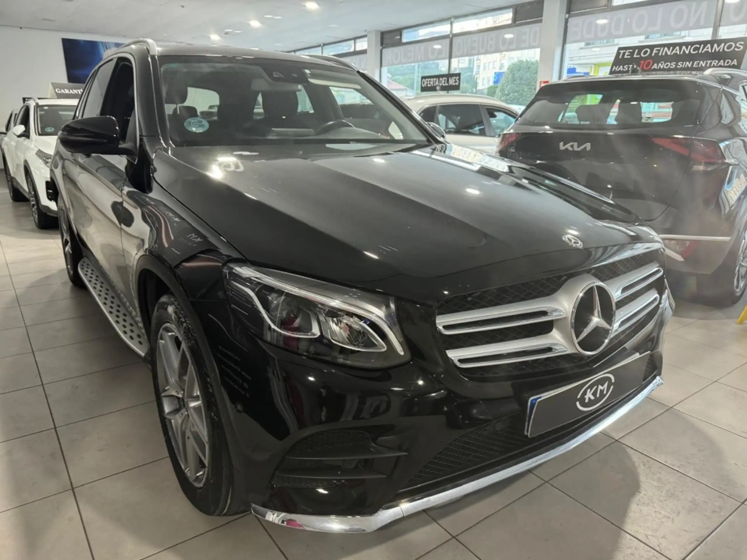 Mercedes-Benz - GLC 220