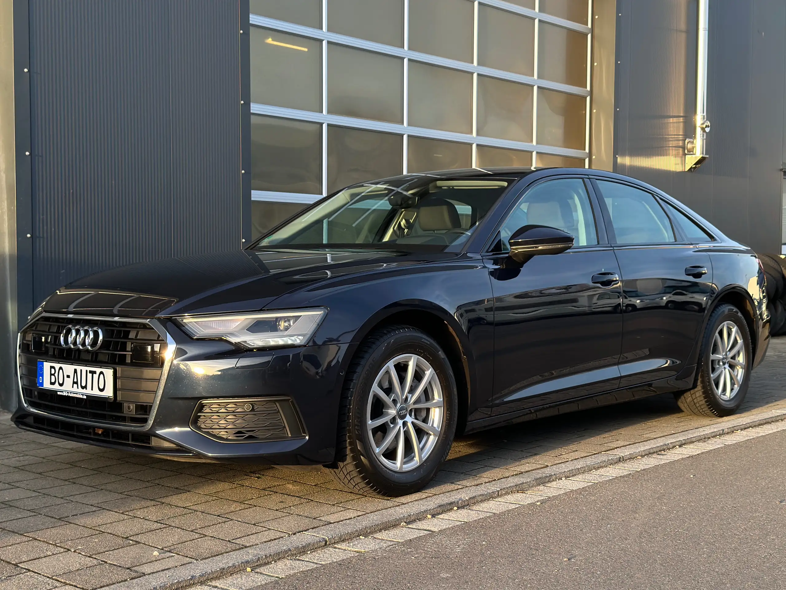 Audi - A6