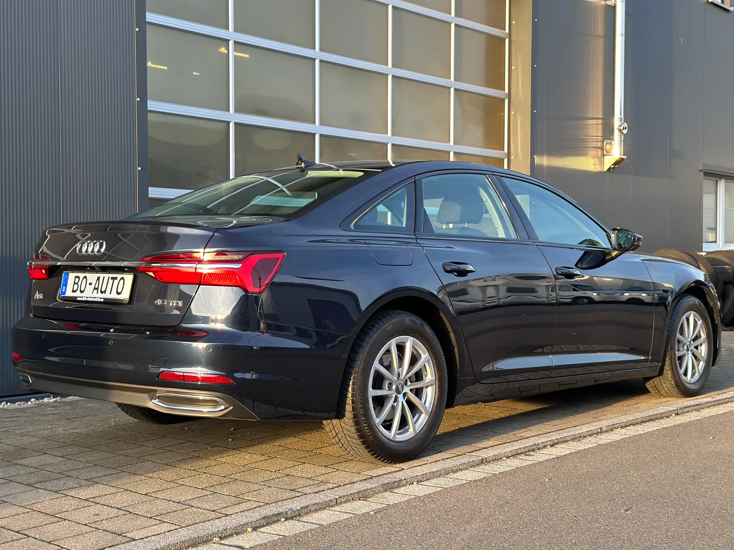 Audi - A6