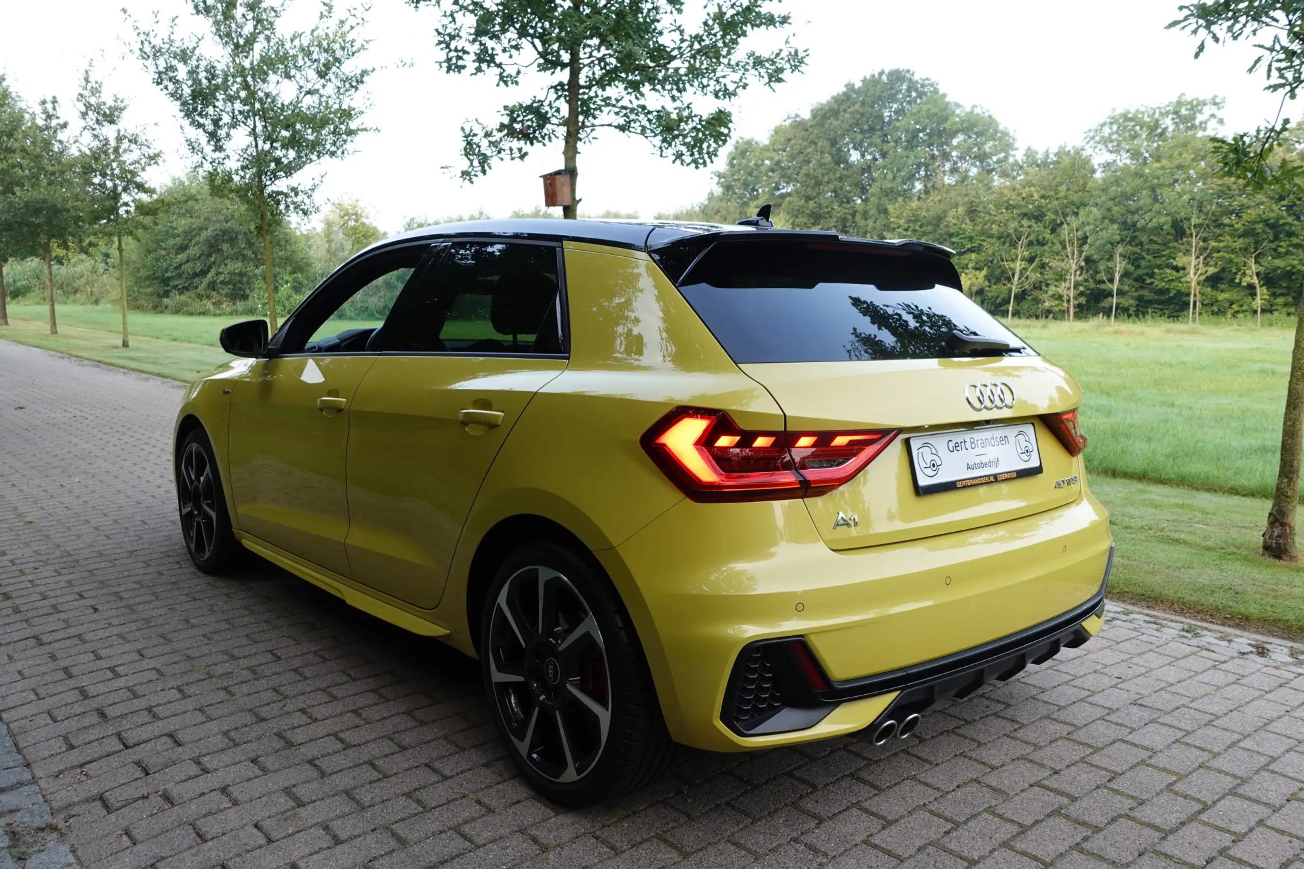 Audi - A1