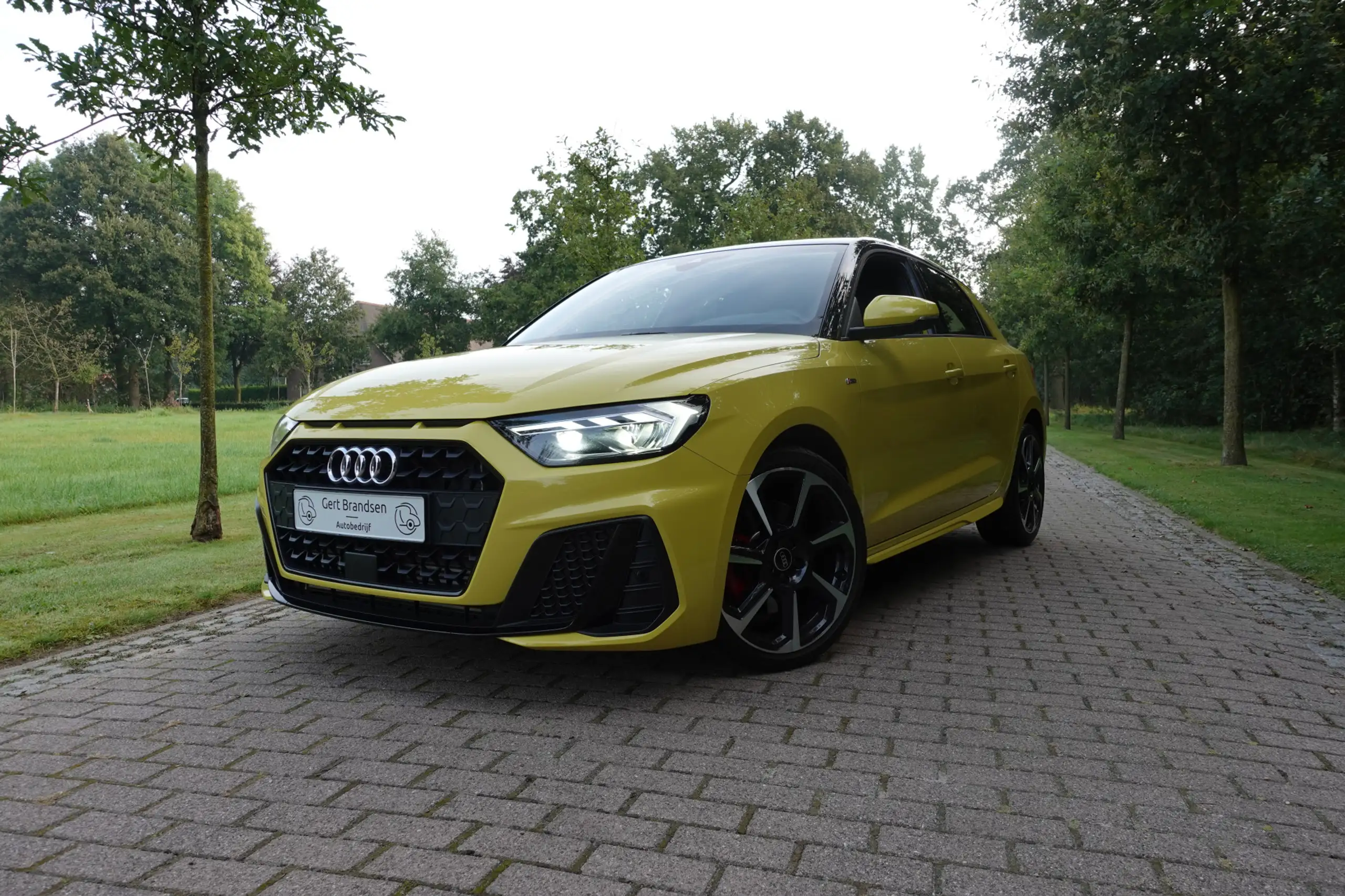 Audi - A1