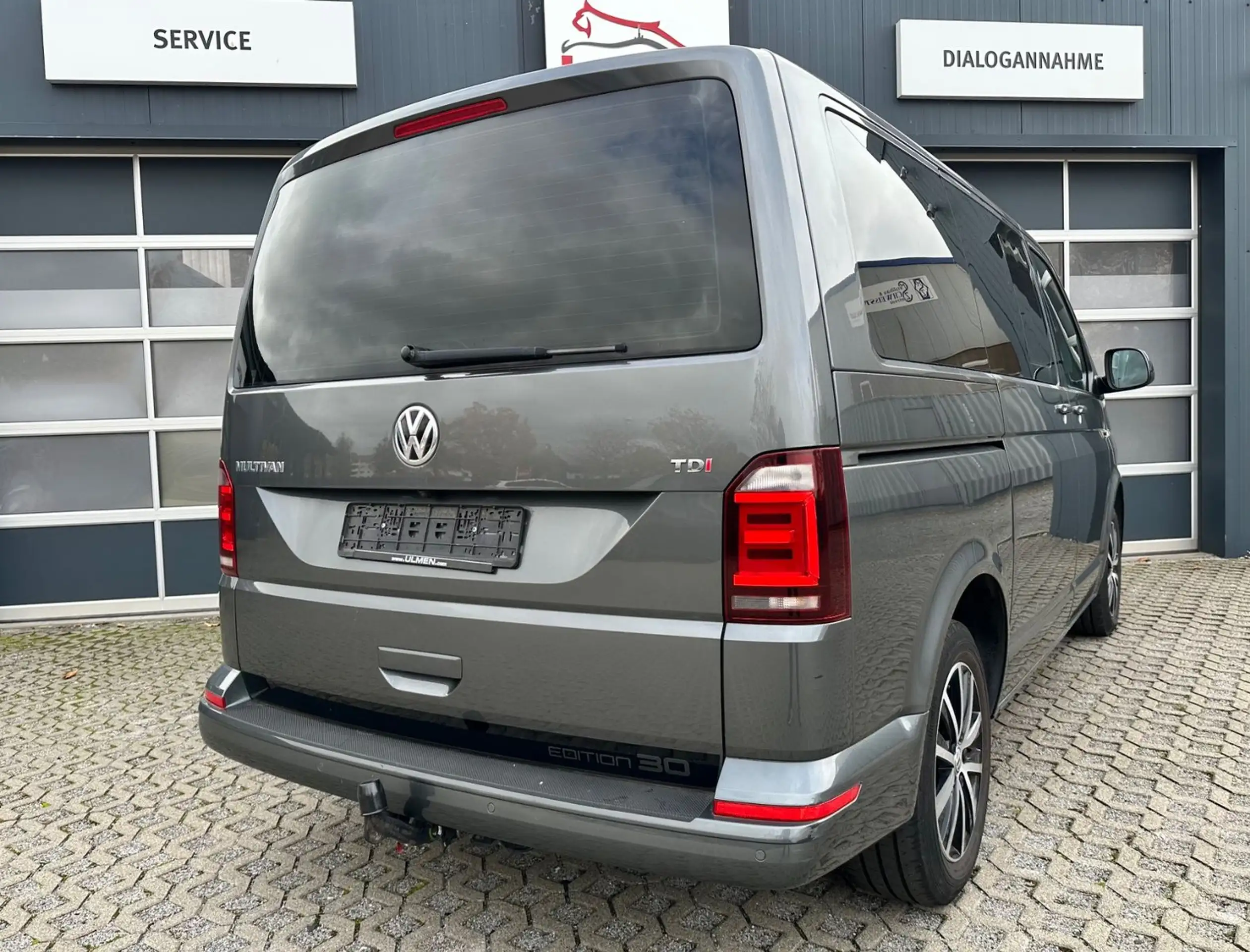 Volkswagen - T6 Multivan