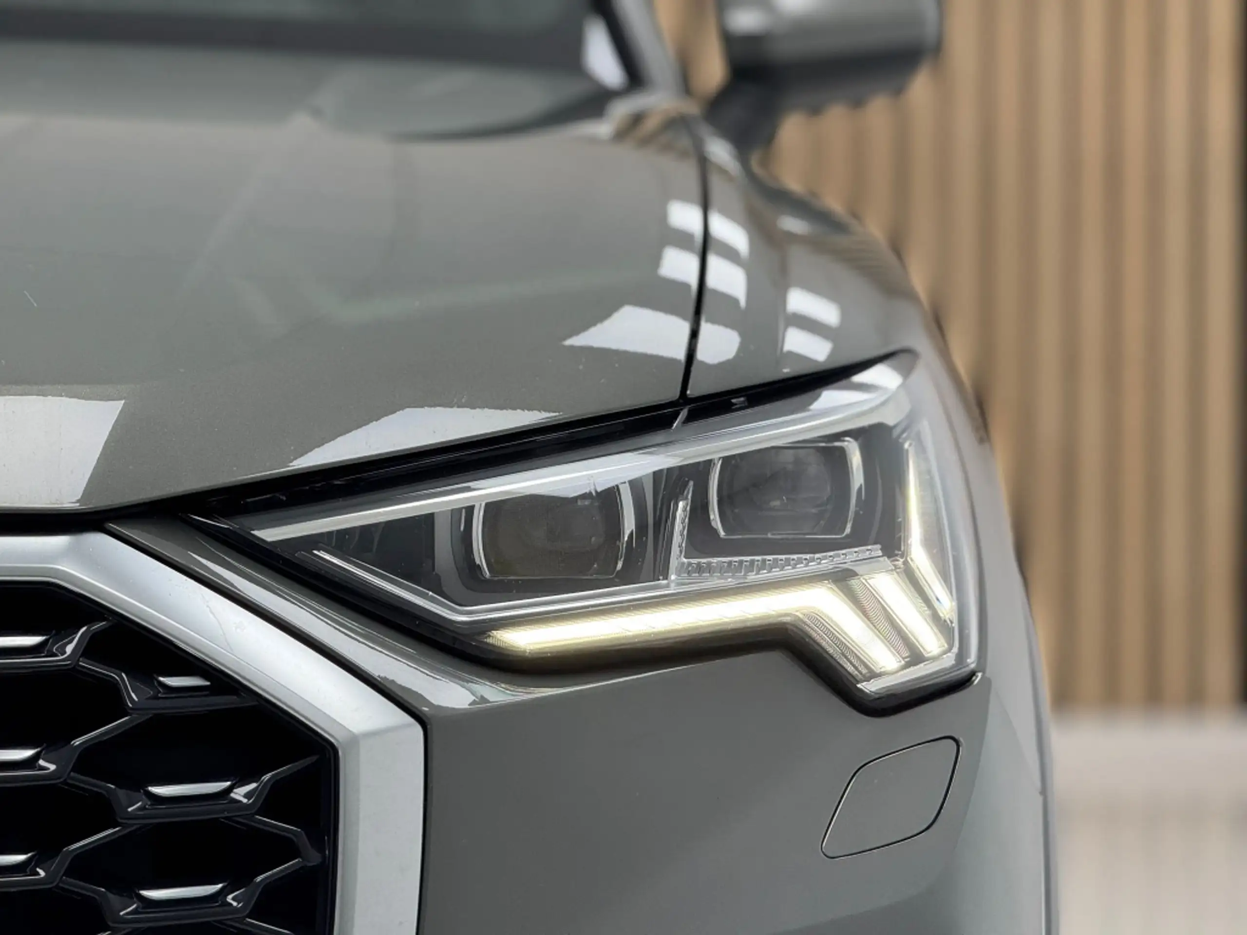 Audi - Q3