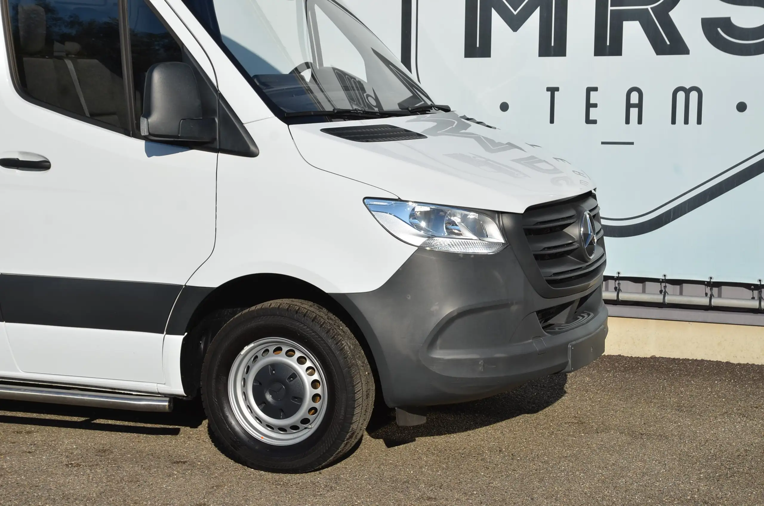 Mercedes-Benz - Sprinter