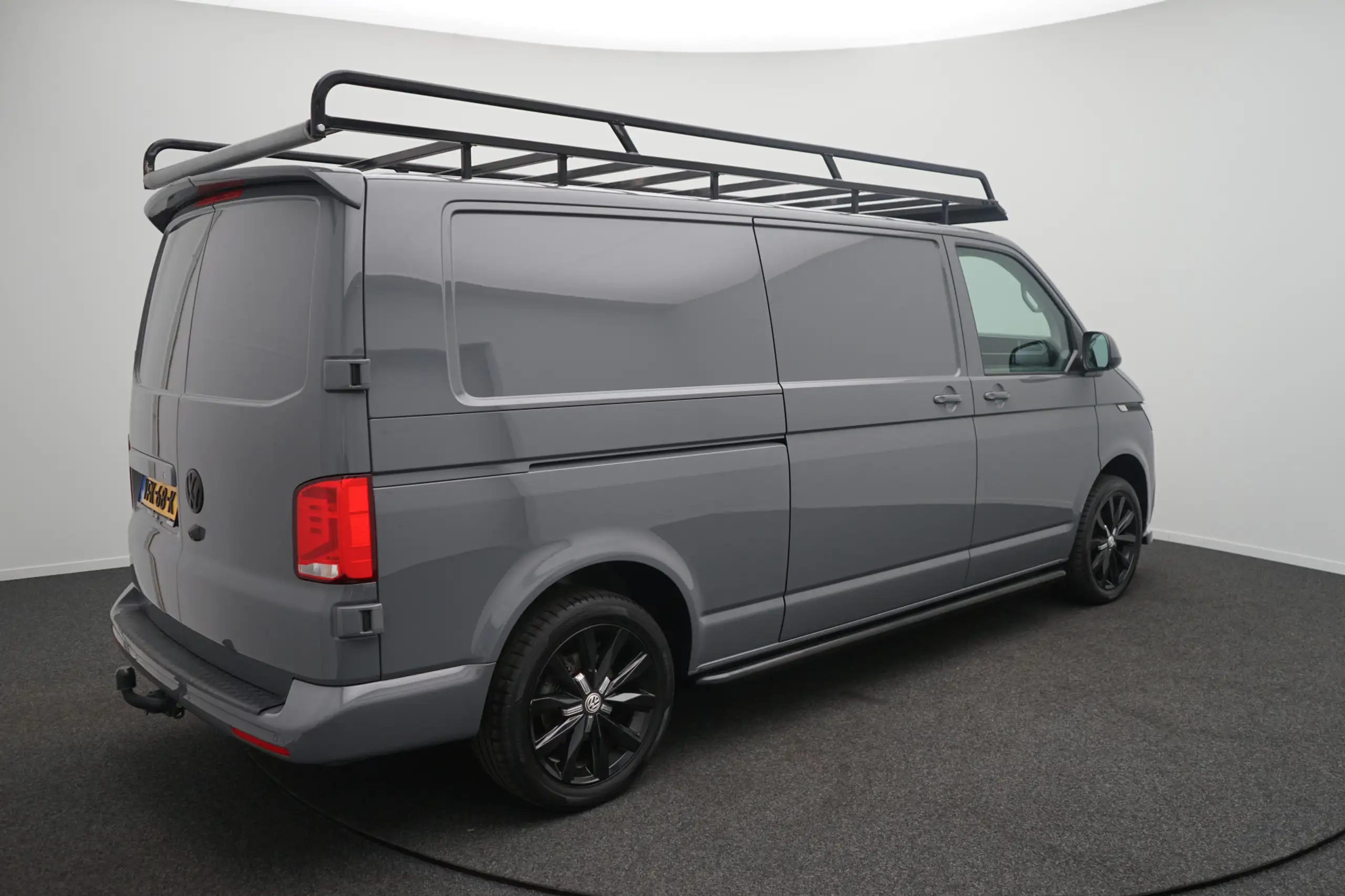 Volkswagen - T6.1 Transporter