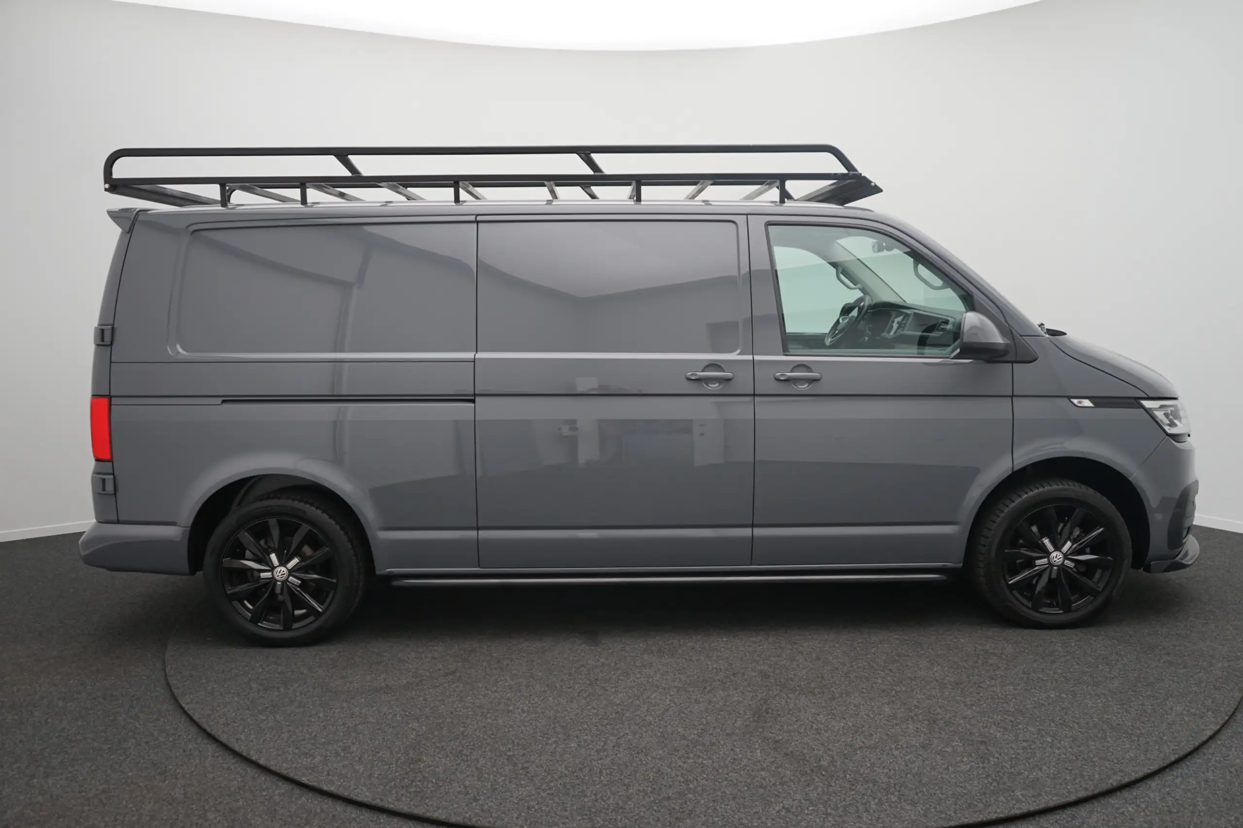 Volkswagen - T6.1 Transporter