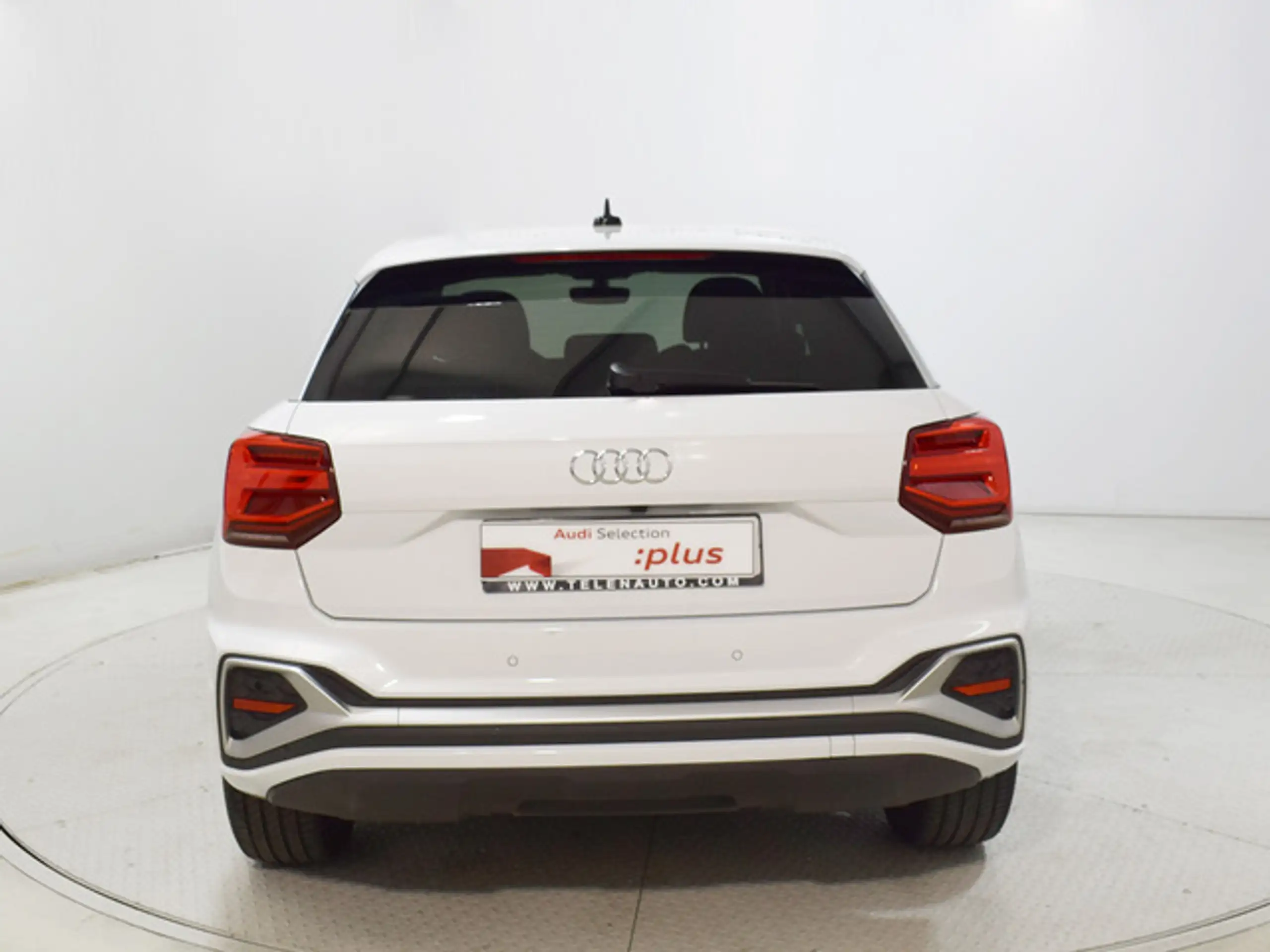 Audi - Q2