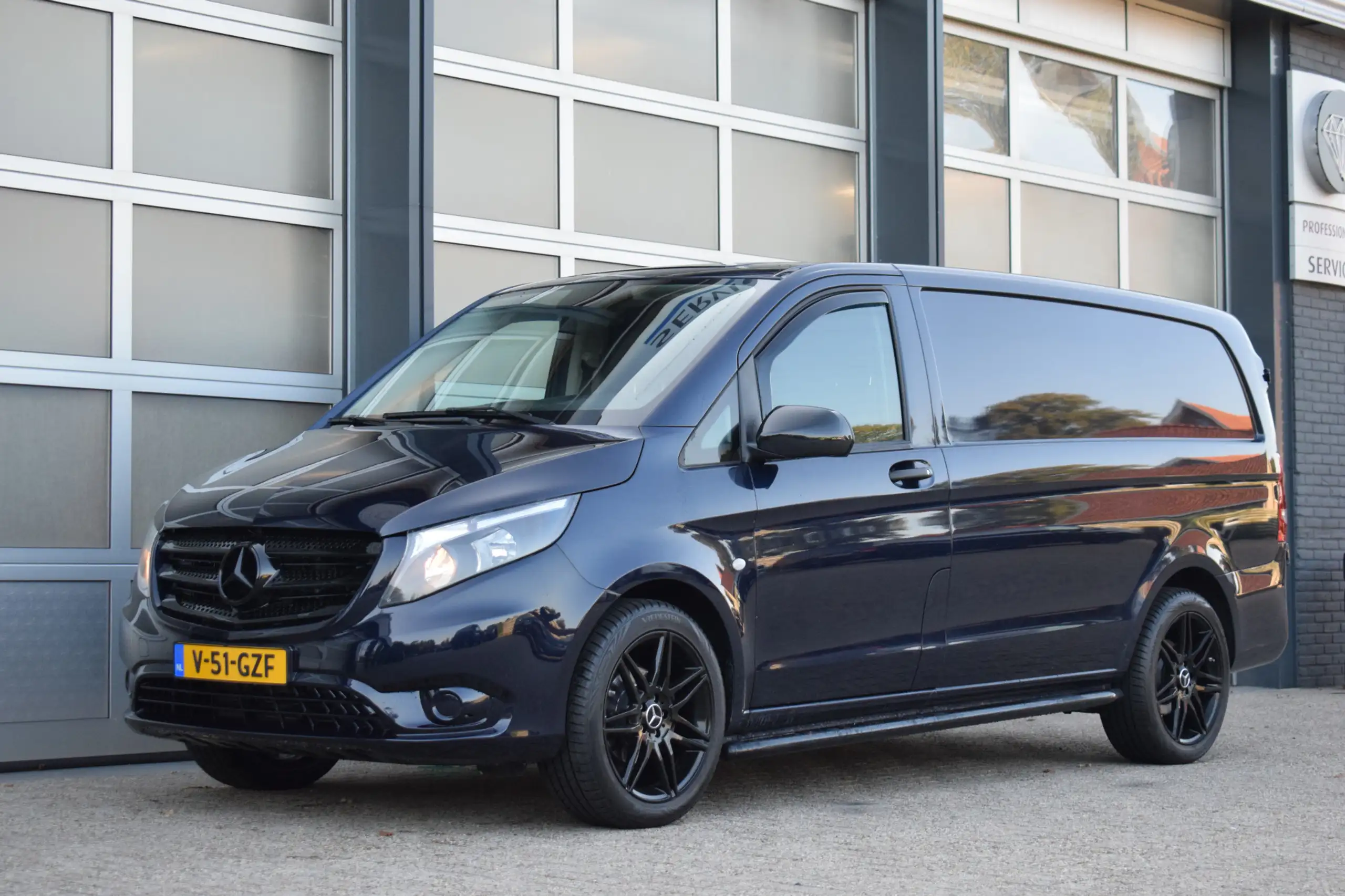 Mercedes-Benz - Vito