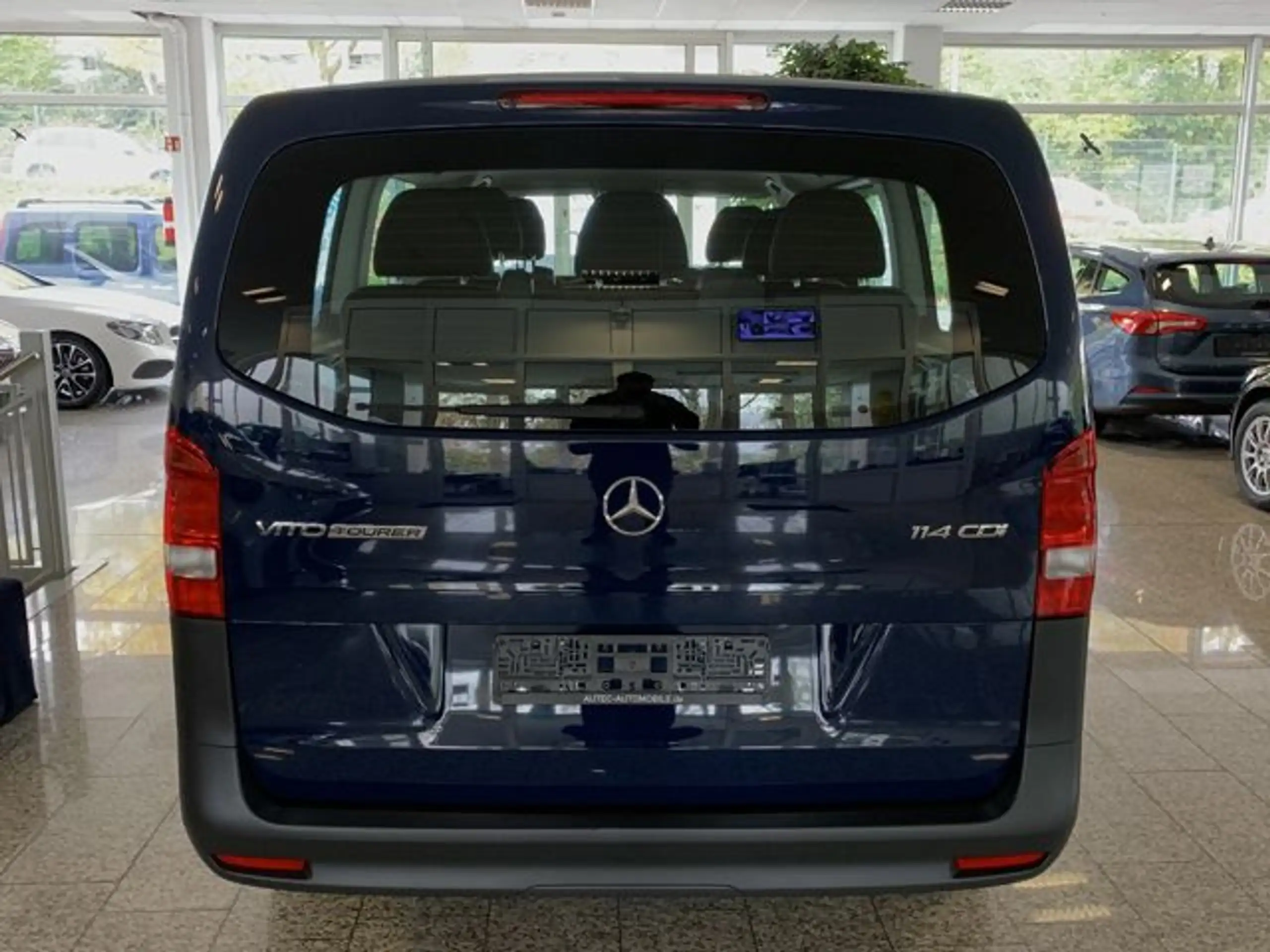 Mercedes-Benz - Vito