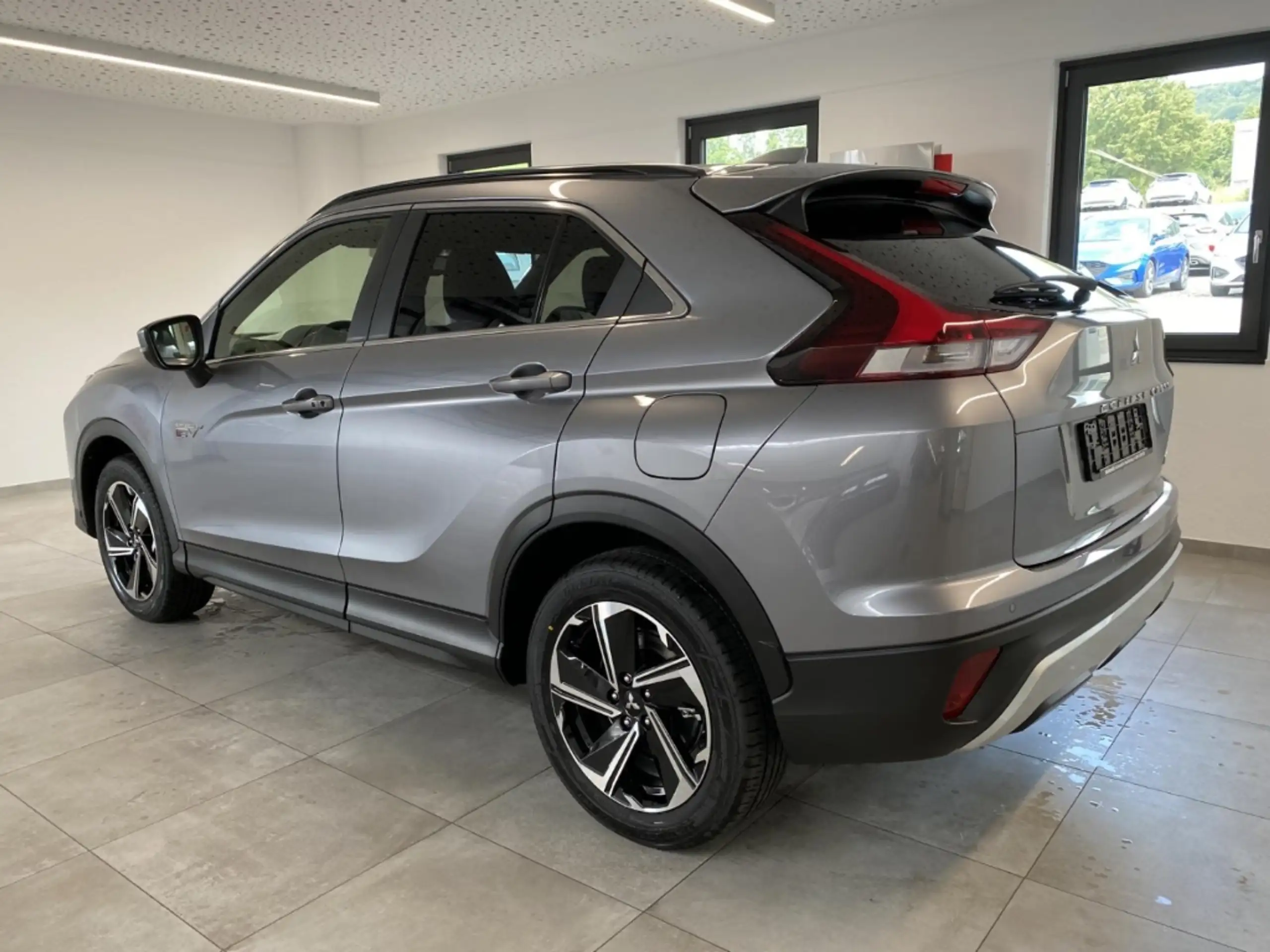 Mitsubishi - Eclipse Cross