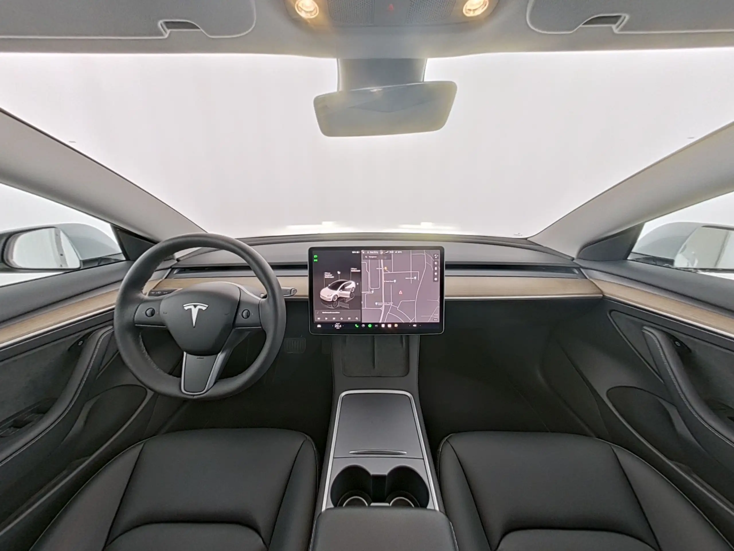 Tesla - Model 3