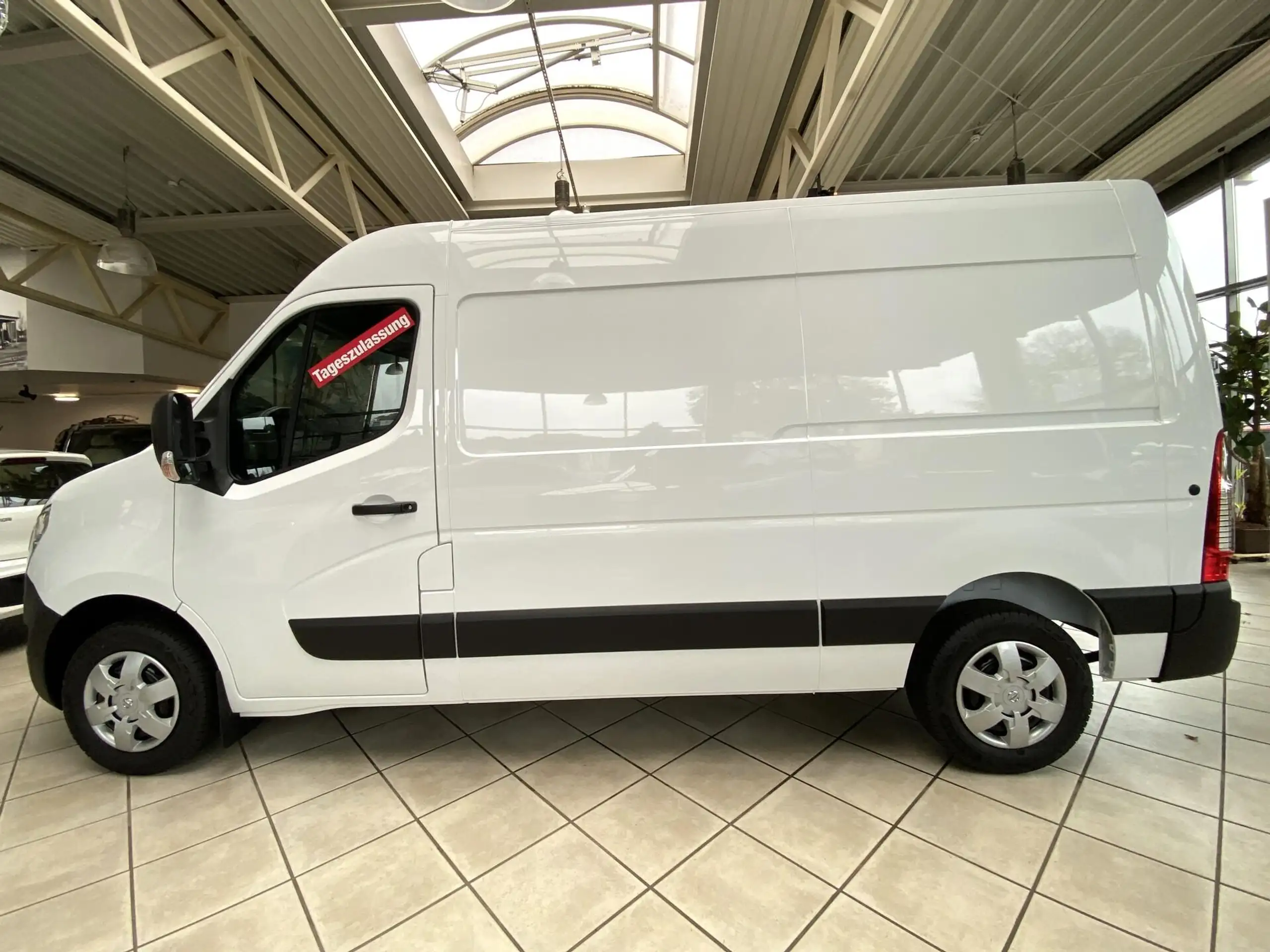 Nissan - Interstar