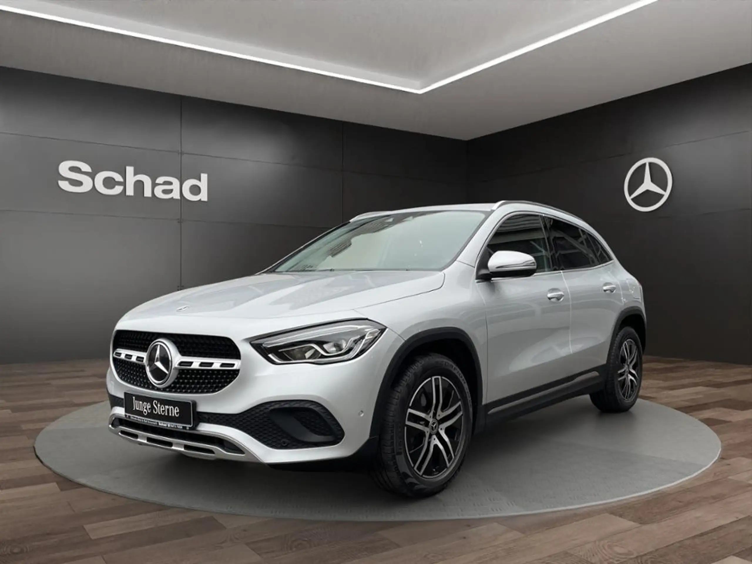 Mercedes-Benz GLA 200 2020