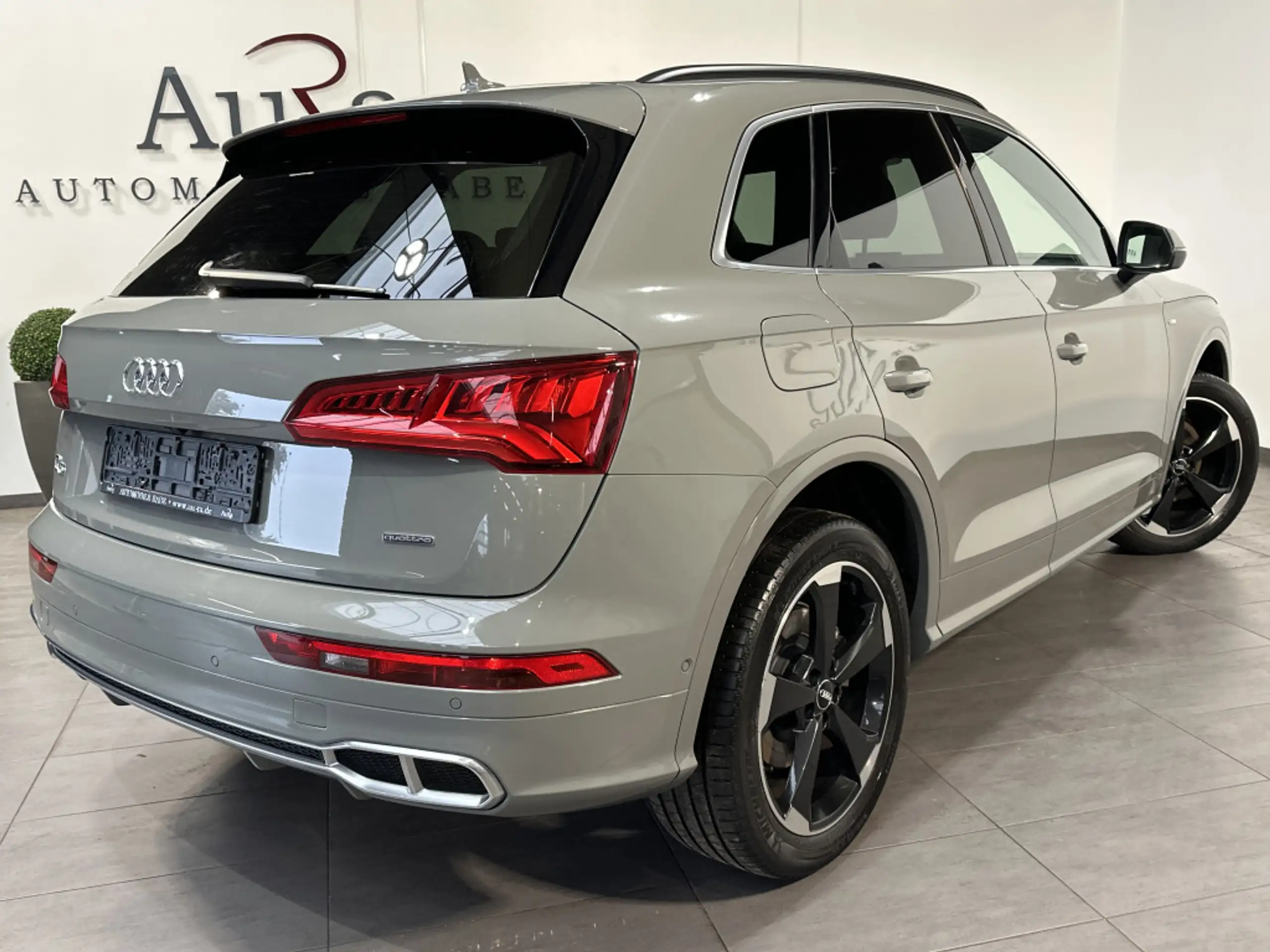 Audi - Q5