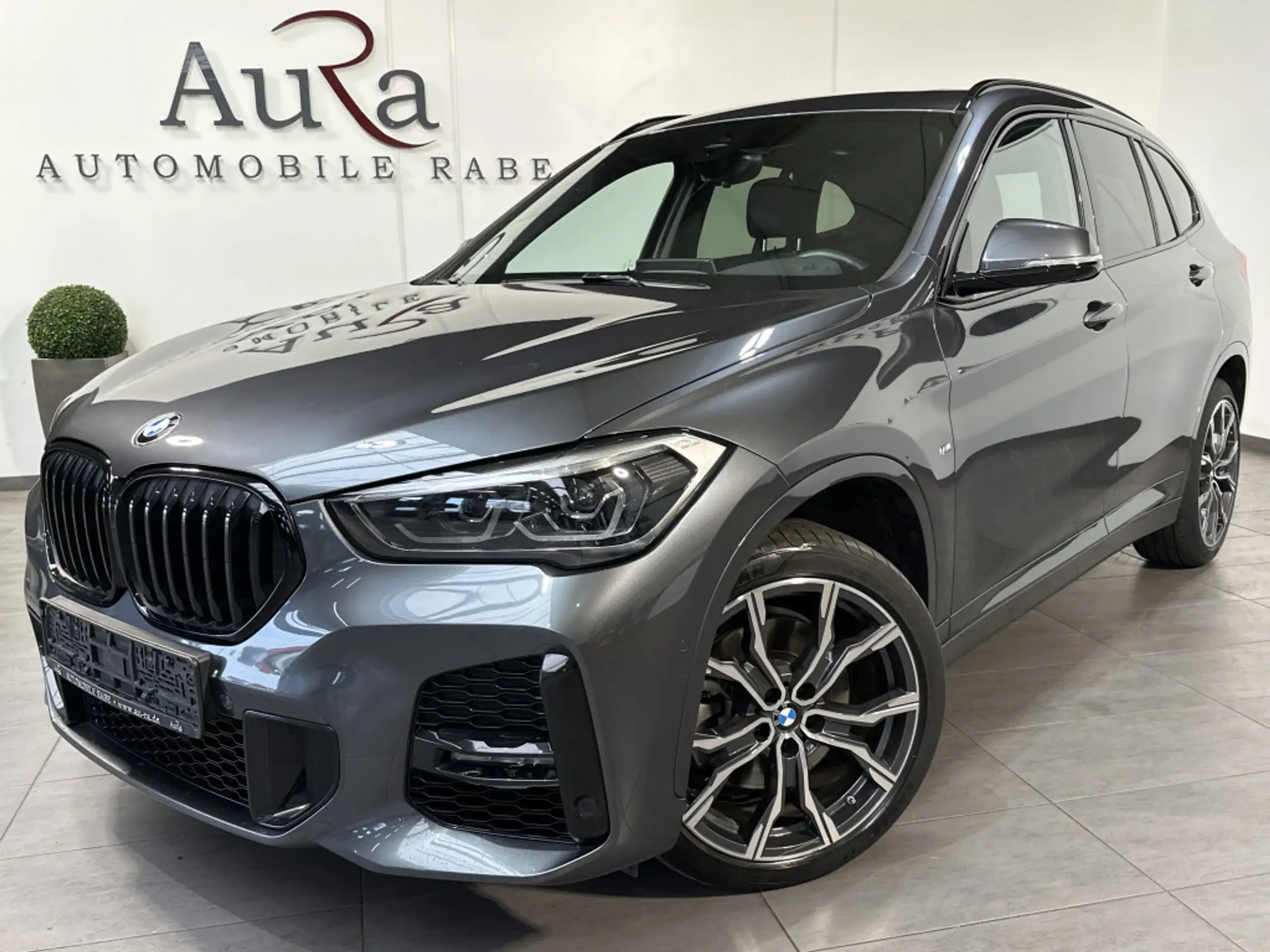 BMW - X1