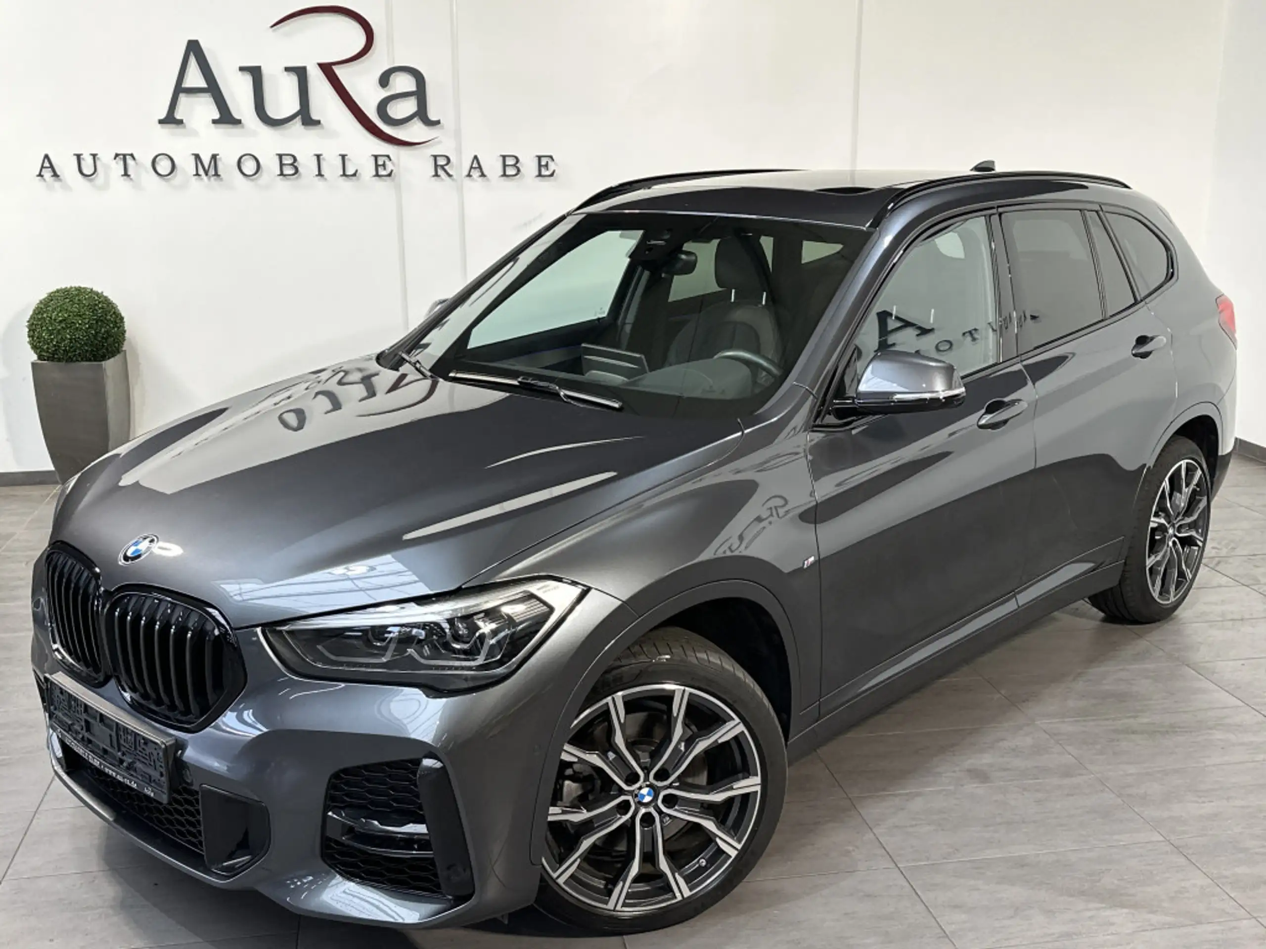 BMW - X1