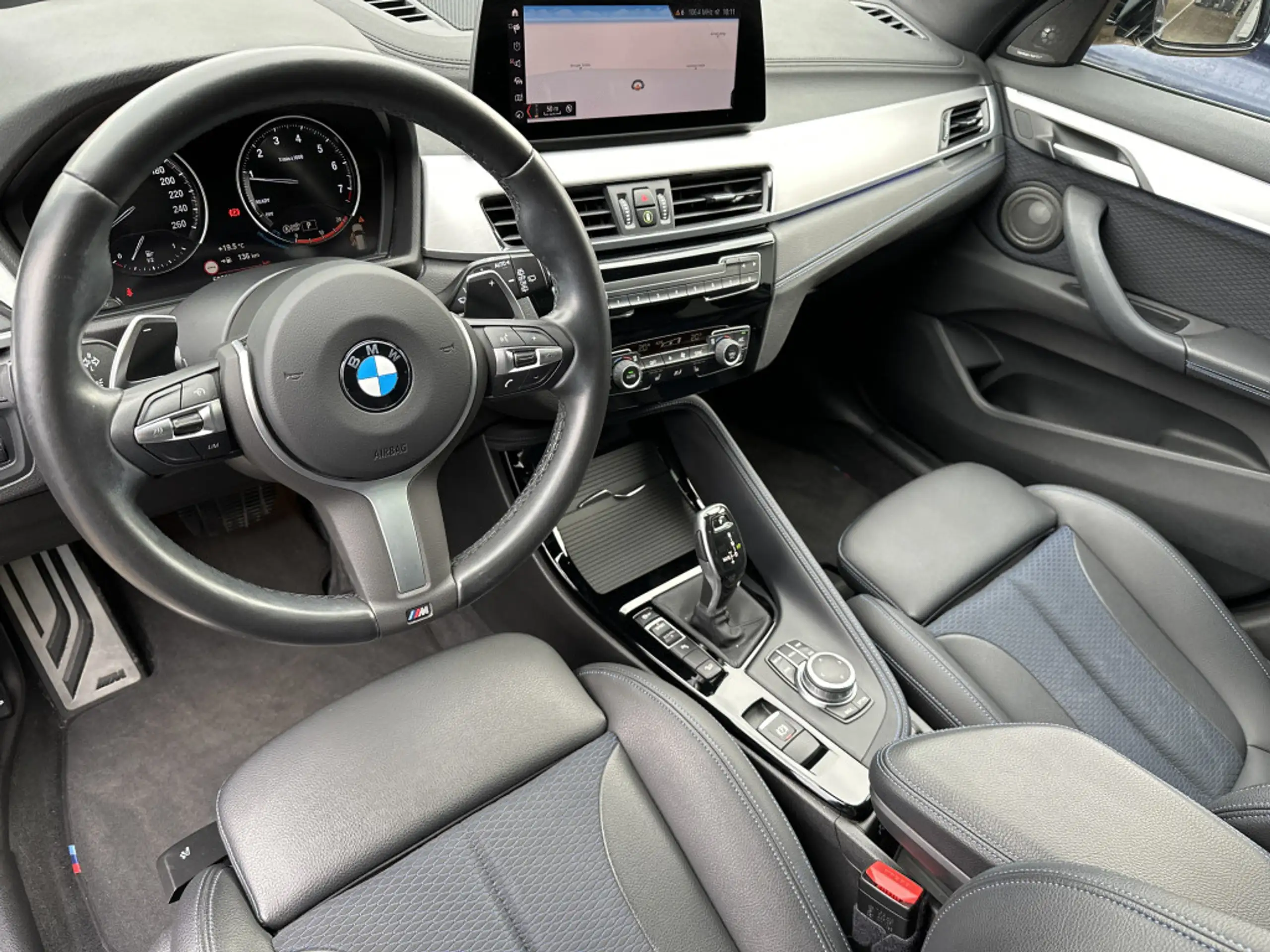 BMW - X1