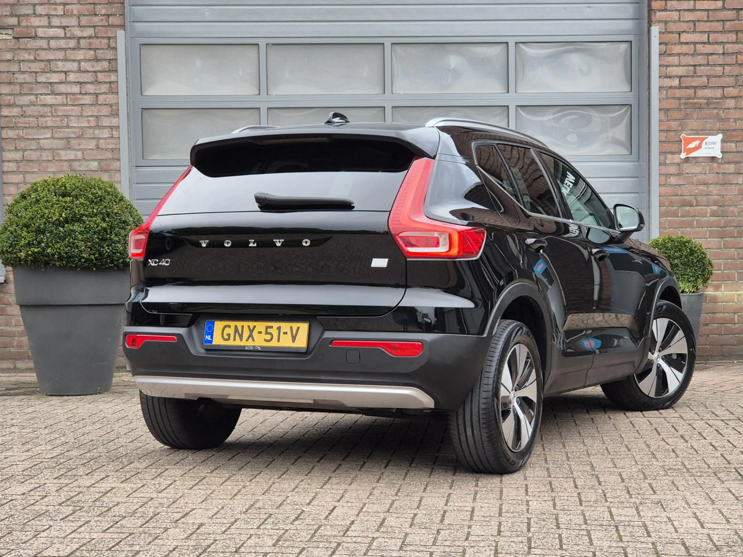 Volvo - XC40