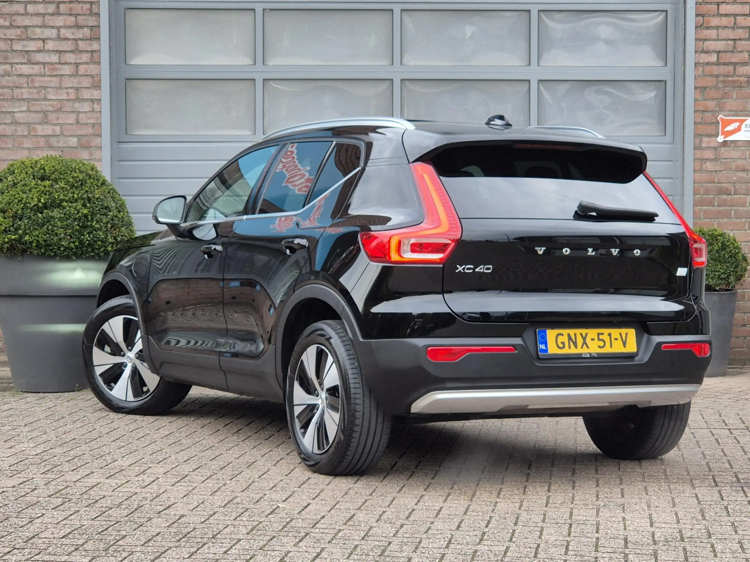 Volvo - XC40