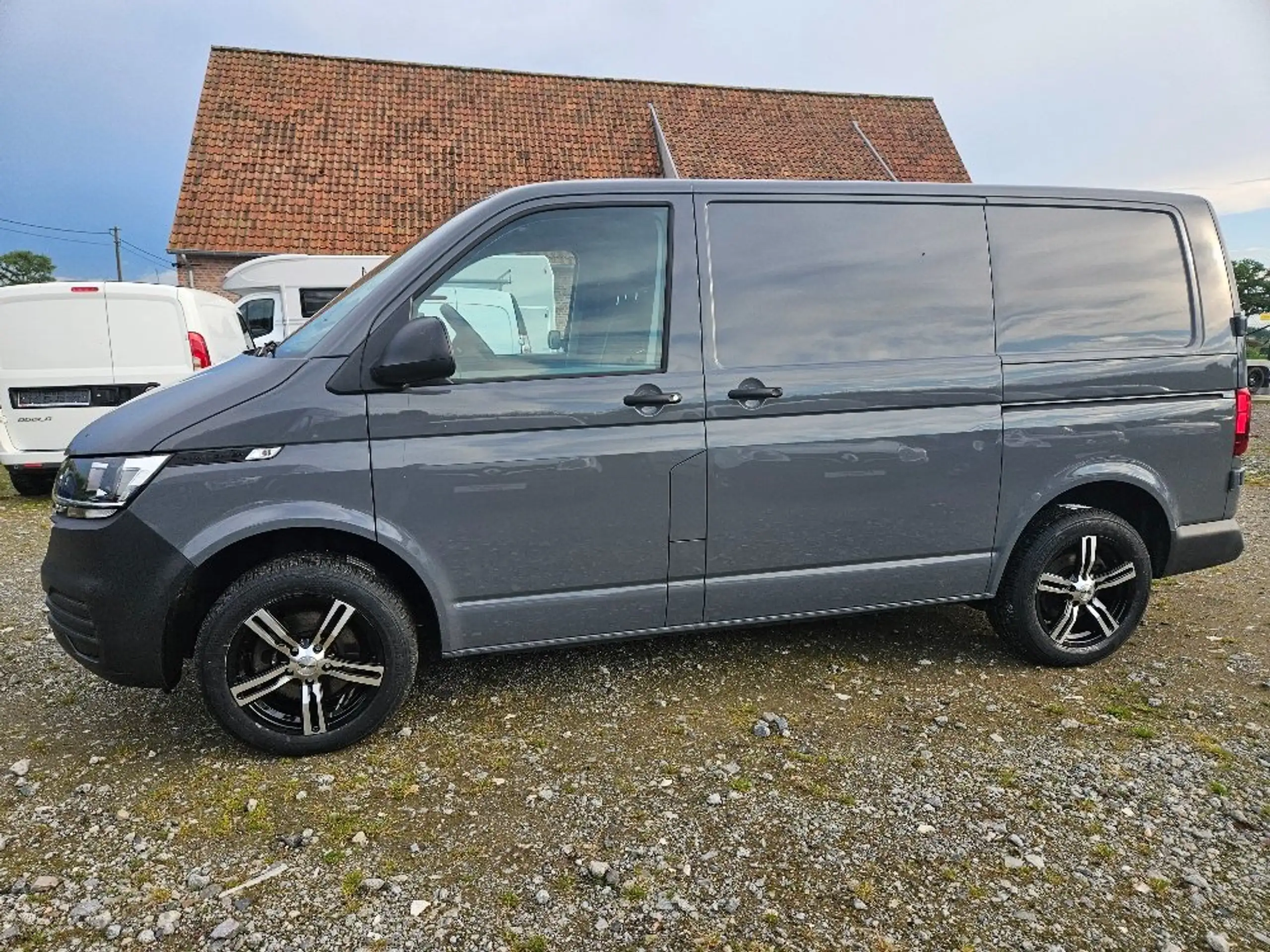 Volkswagen - T6.1 Transporter