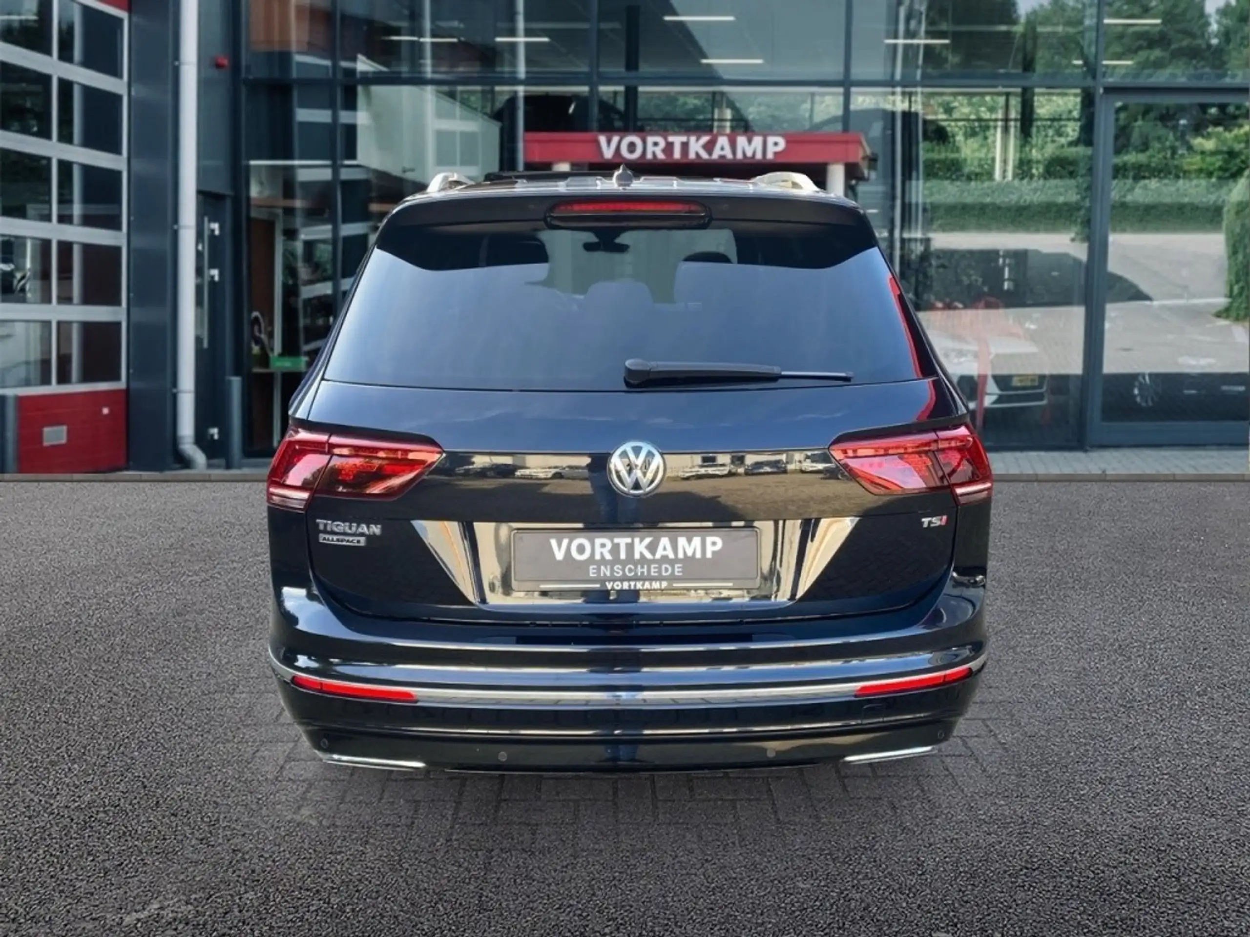 Volkswagen - Tiguan