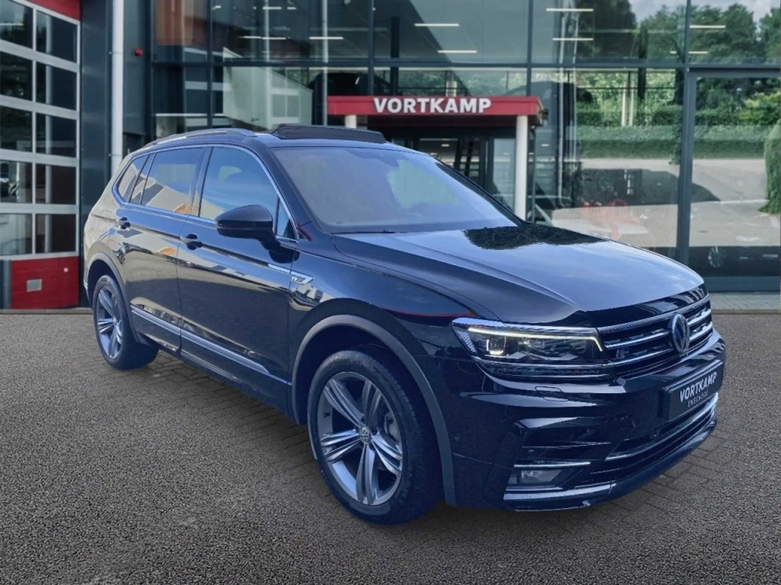 Volkswagen - Tiguan