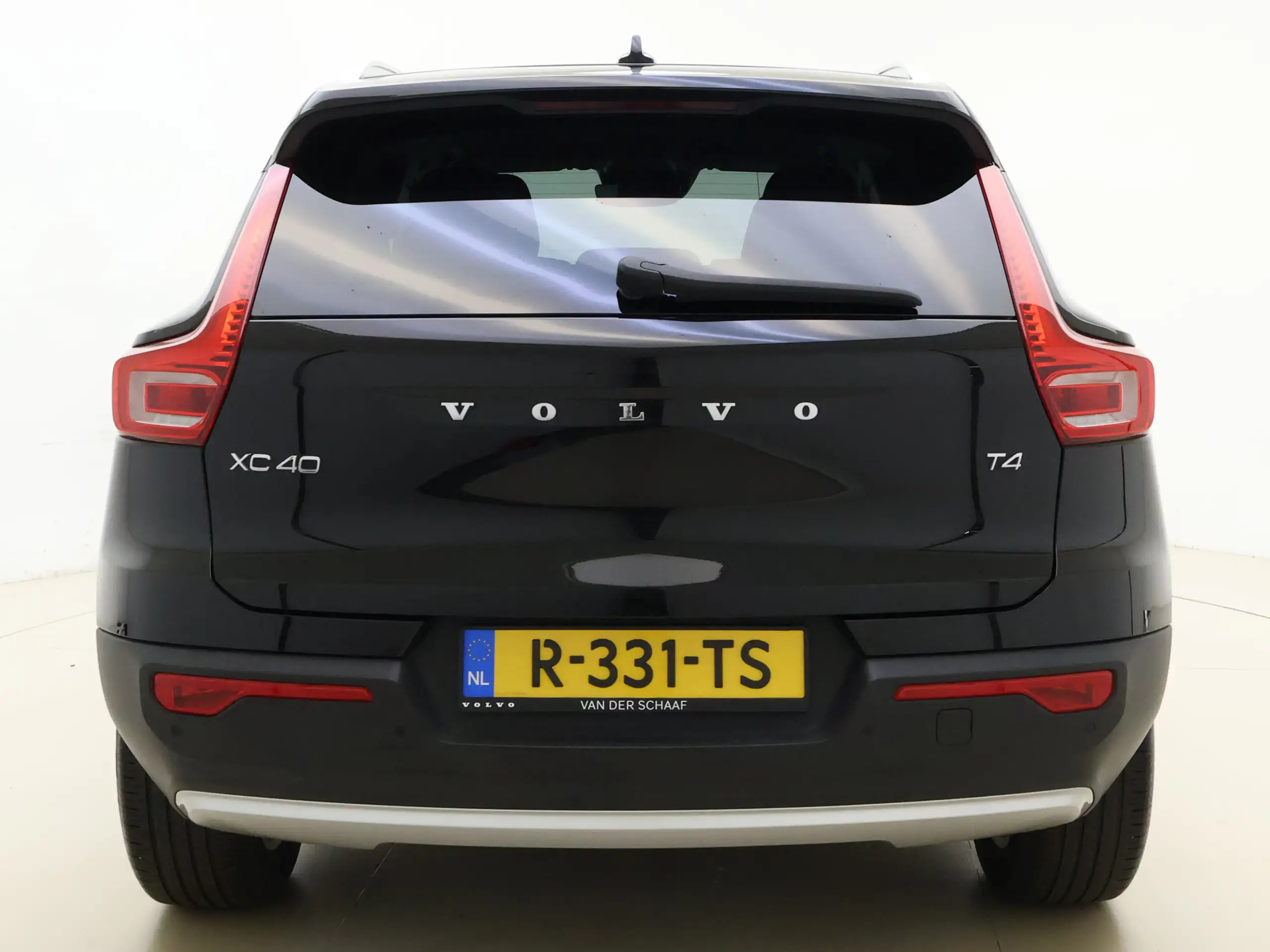 Volvo - XC40