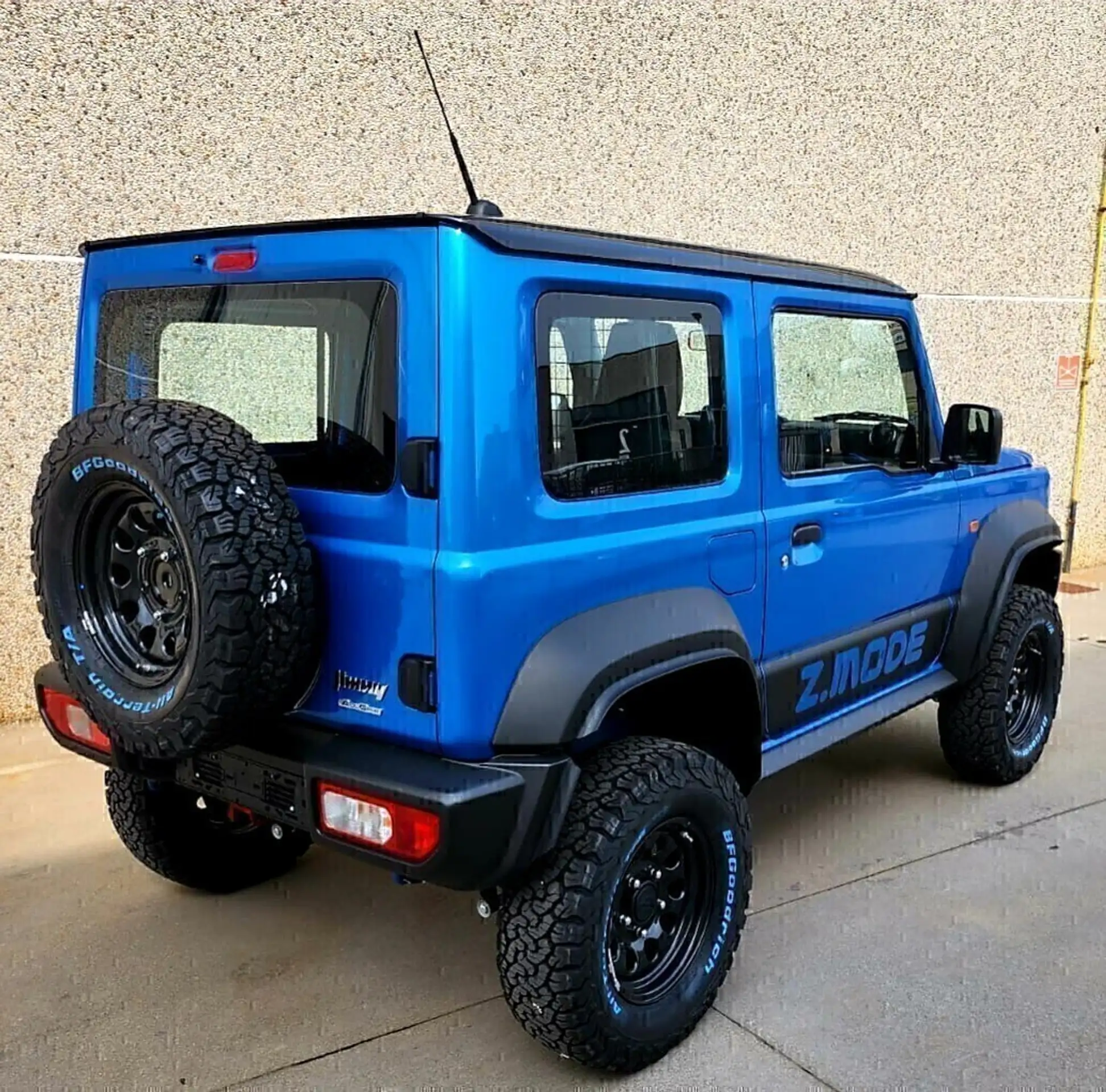 Suzuki - Jimny