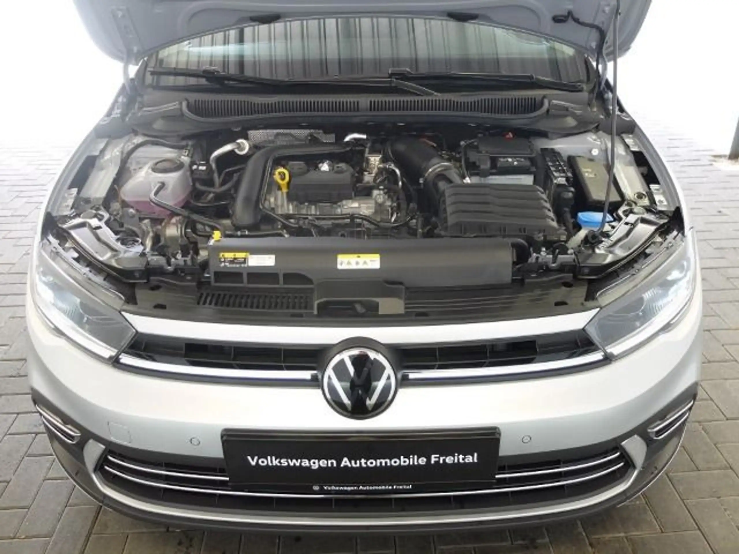 Volkswagen - Polo