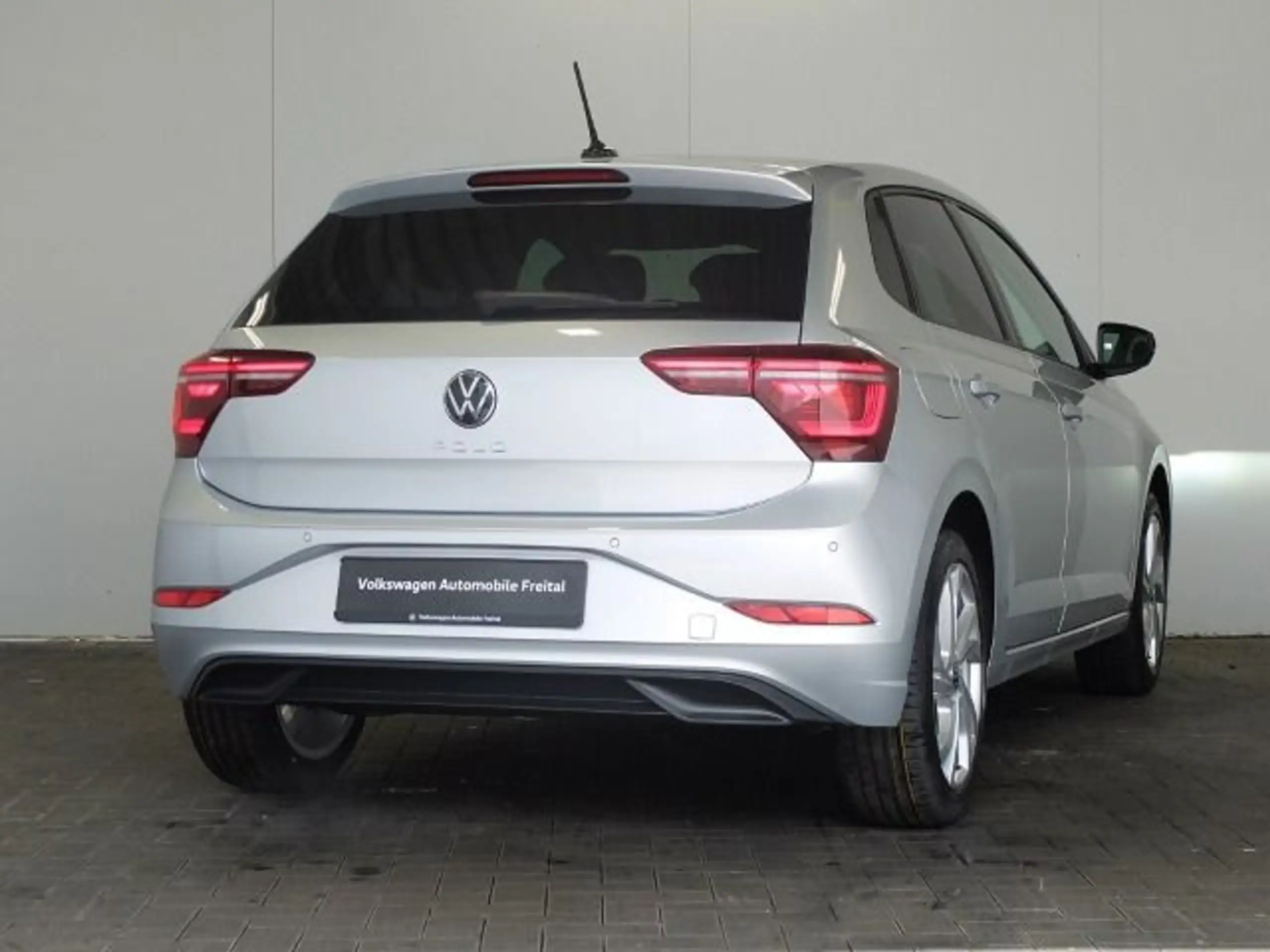 Volkswagen - Polo