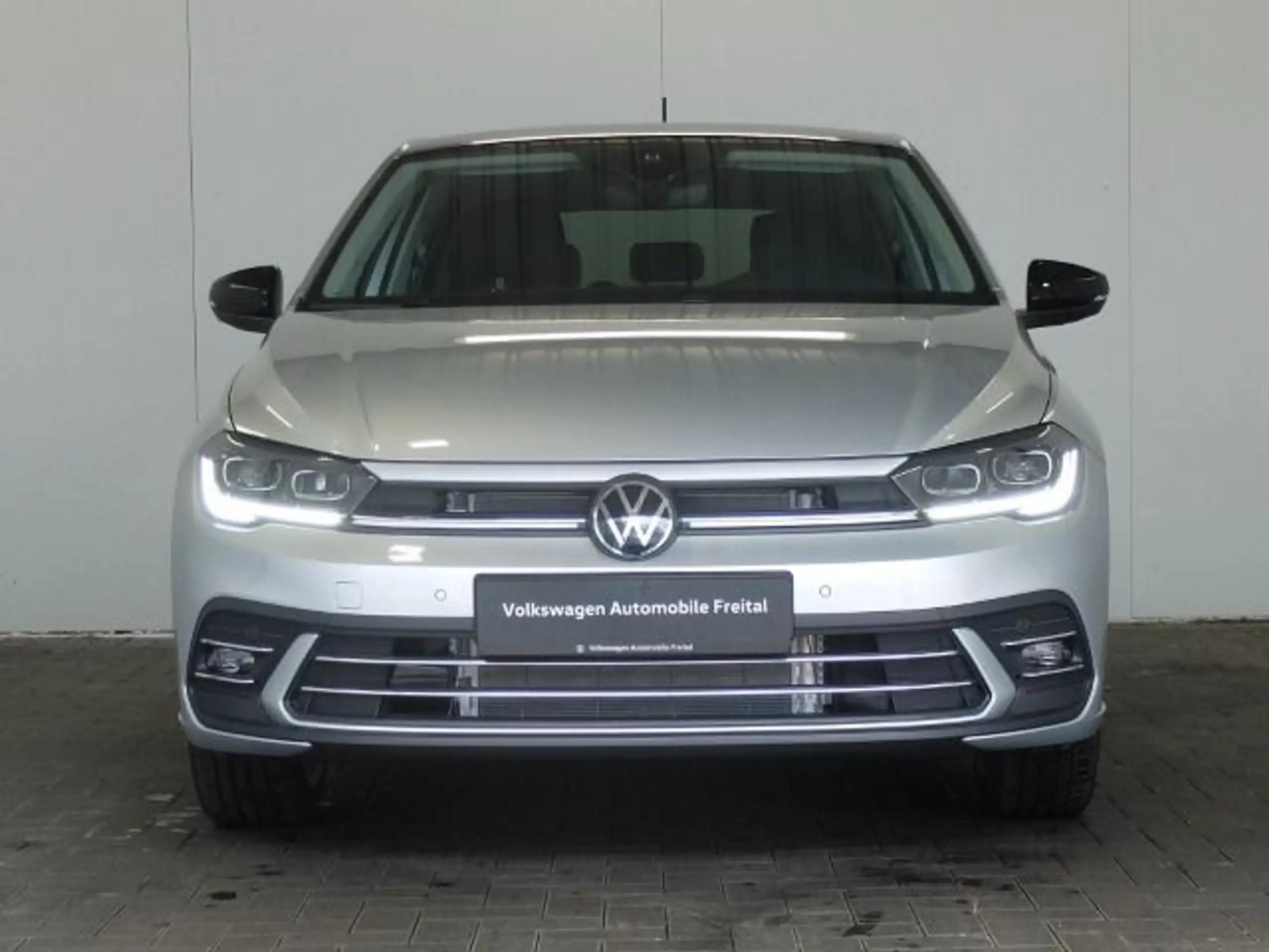 Volkswagen - Polo