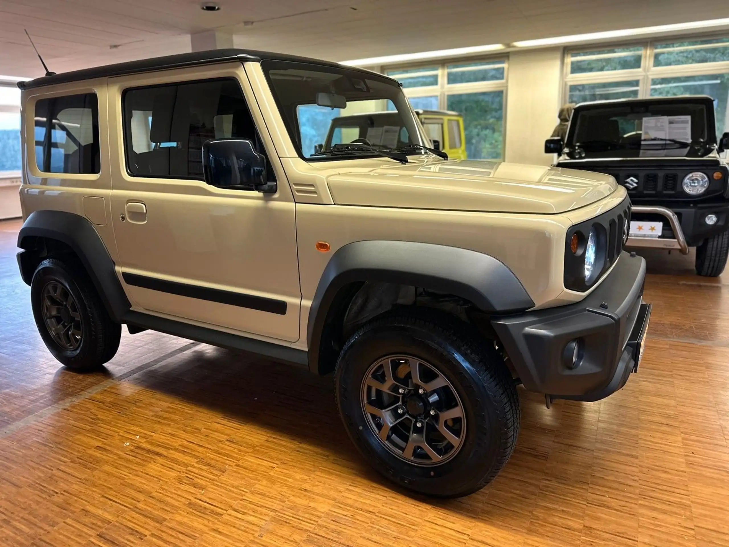 Suzuki - Jimny