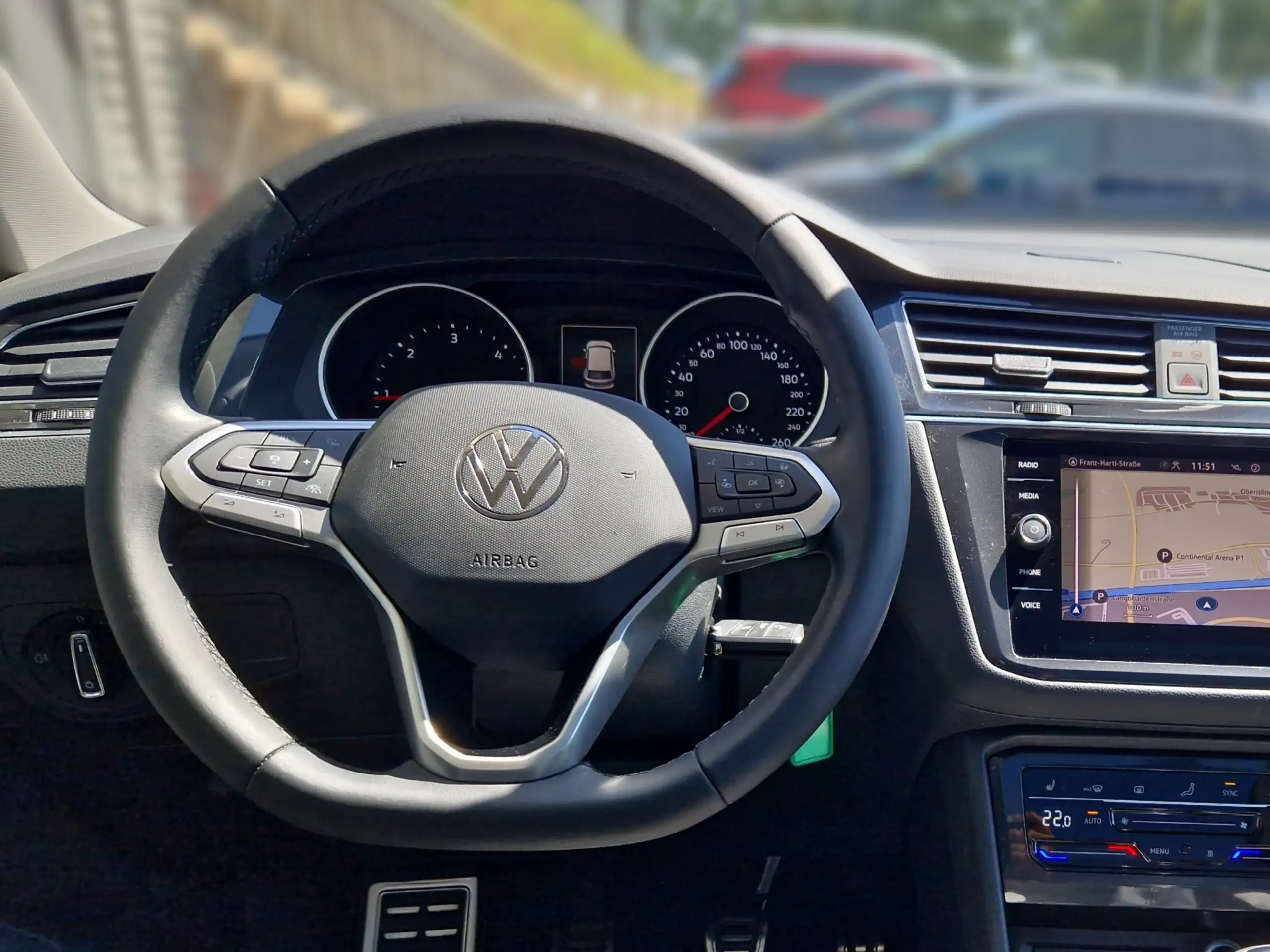 Volkswagen - Tiguan