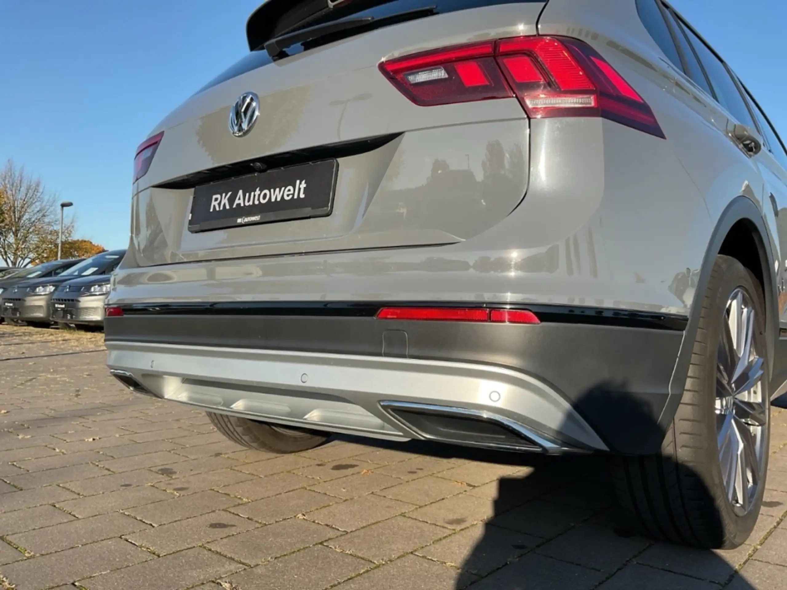 Volkswagen - Tiguan